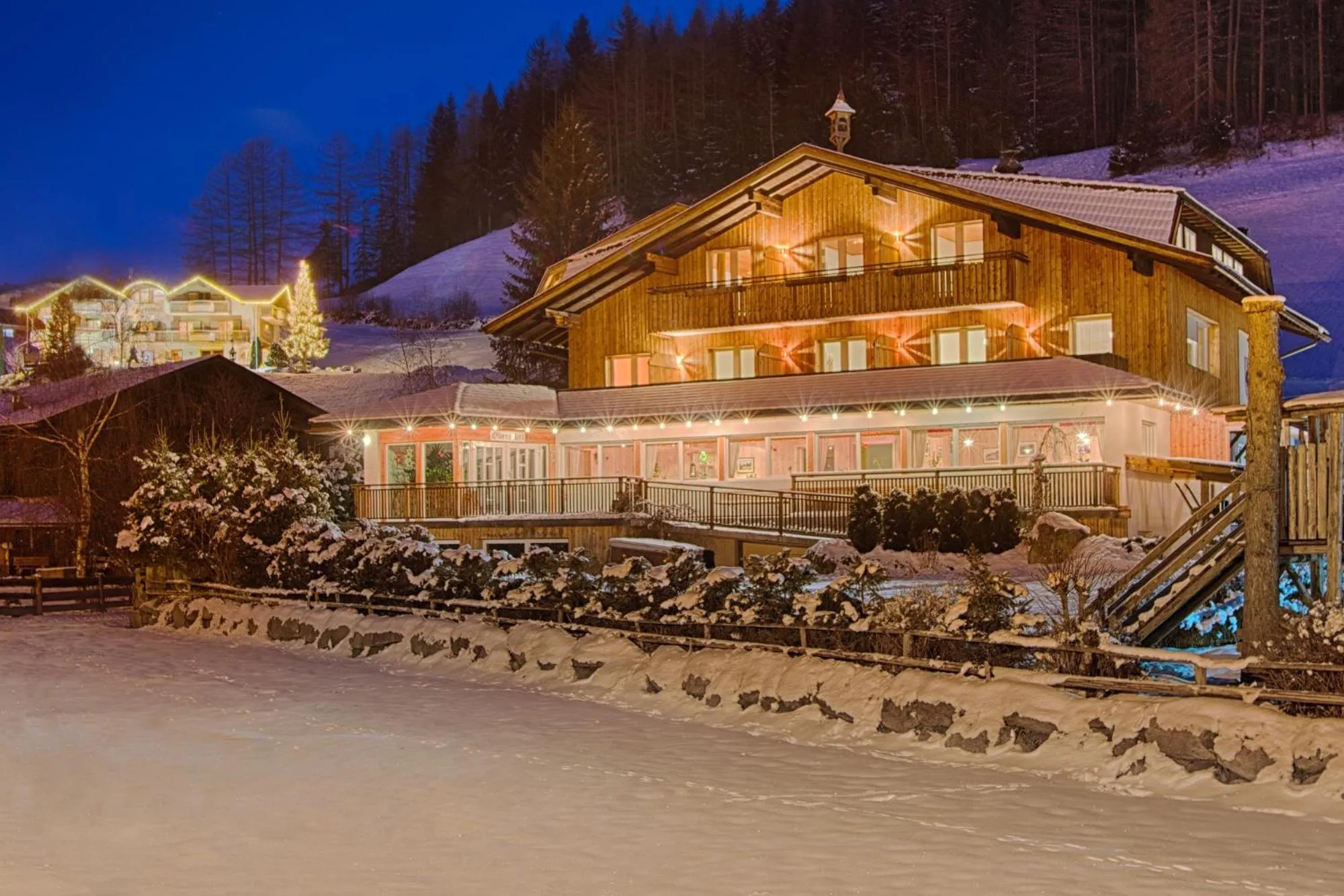 Property building in Oberjahrl