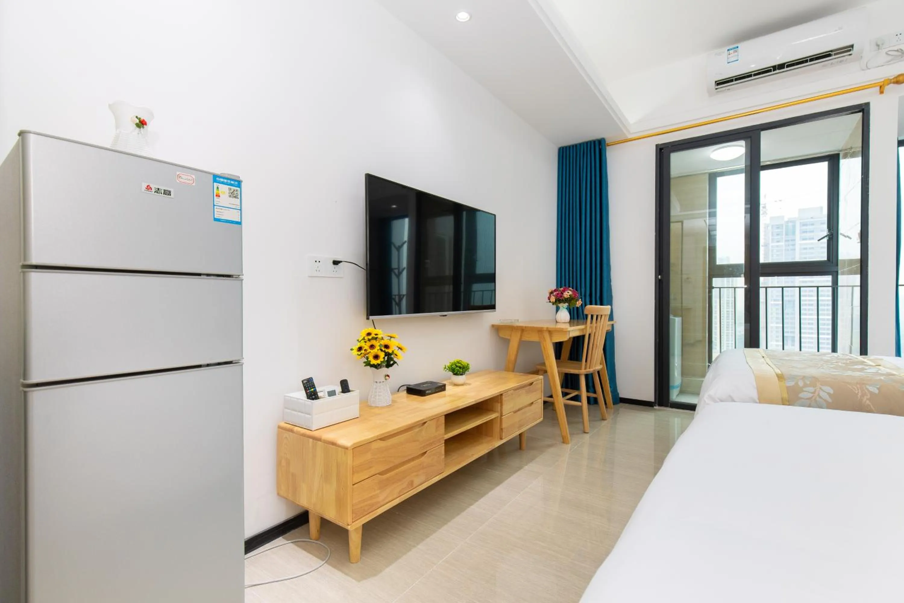 Bed in Foshan Laide Apartment