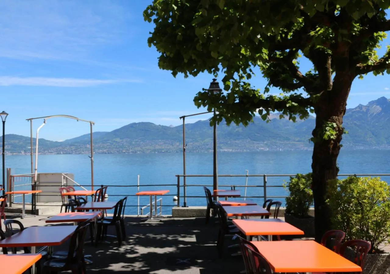 Patio in Hotel Le Rivage