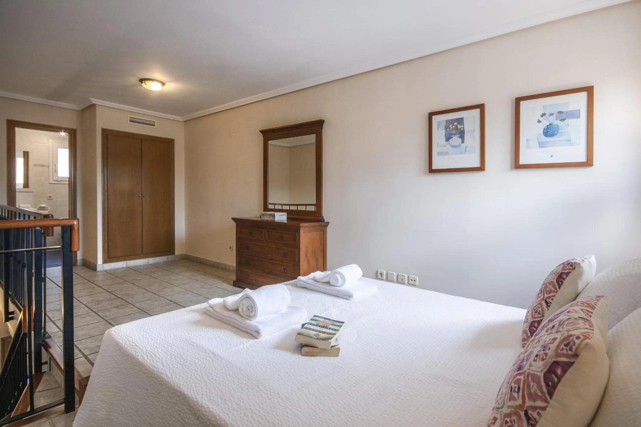 Bed in Altamar Townhouse