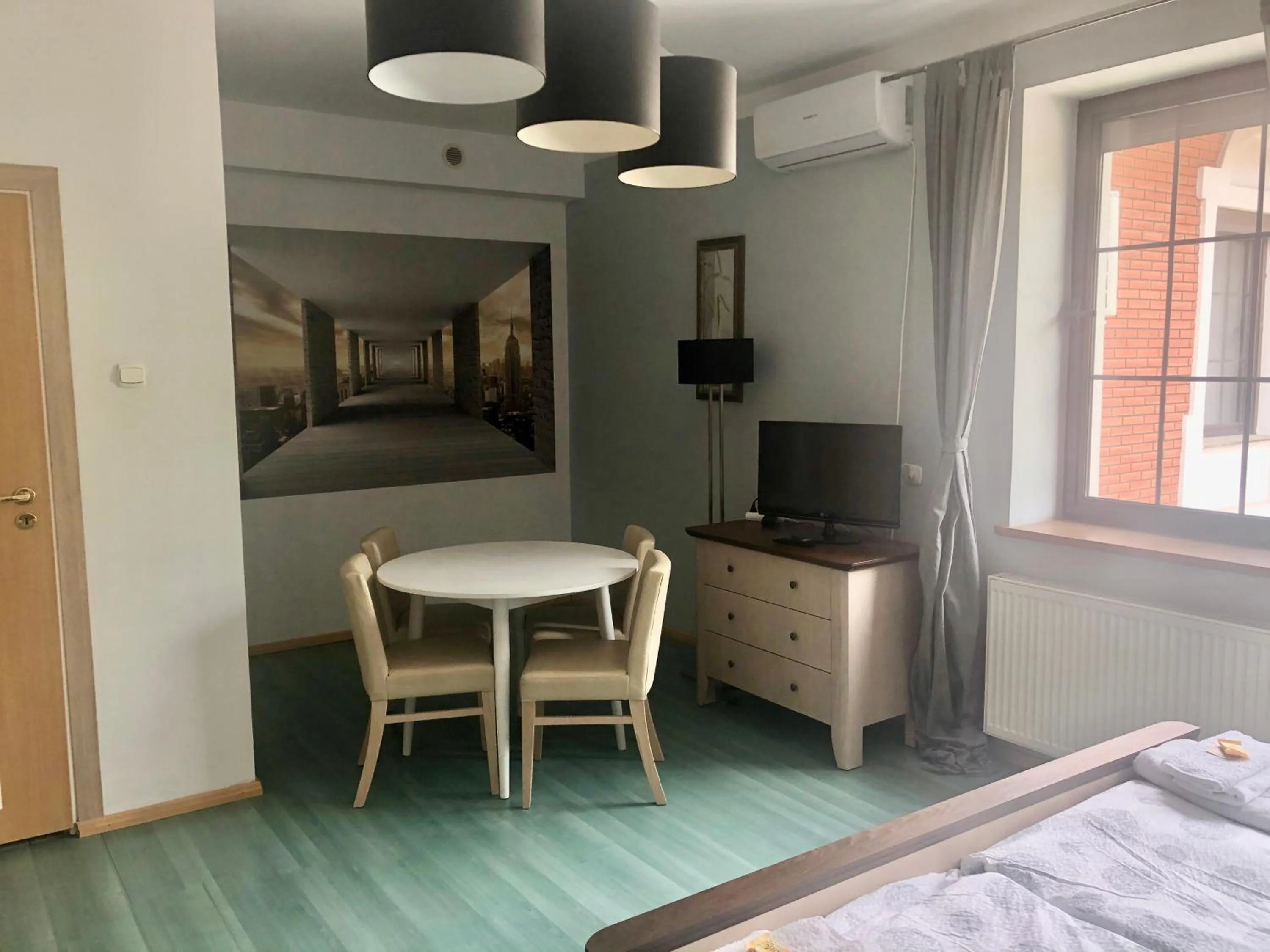 Bed in Hotel Zameczek