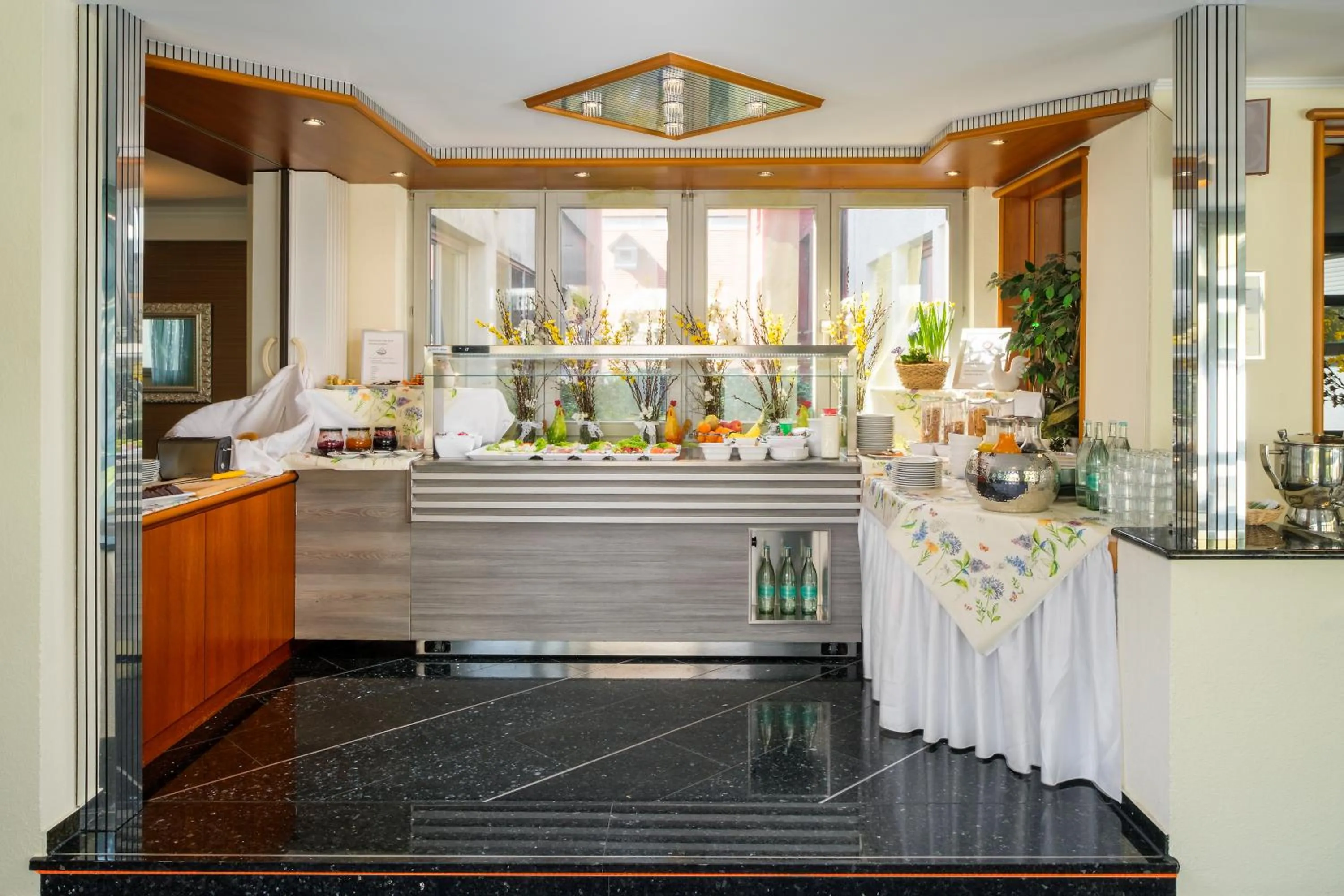 Food and drinks in Hetzel Hotel Stuttgart