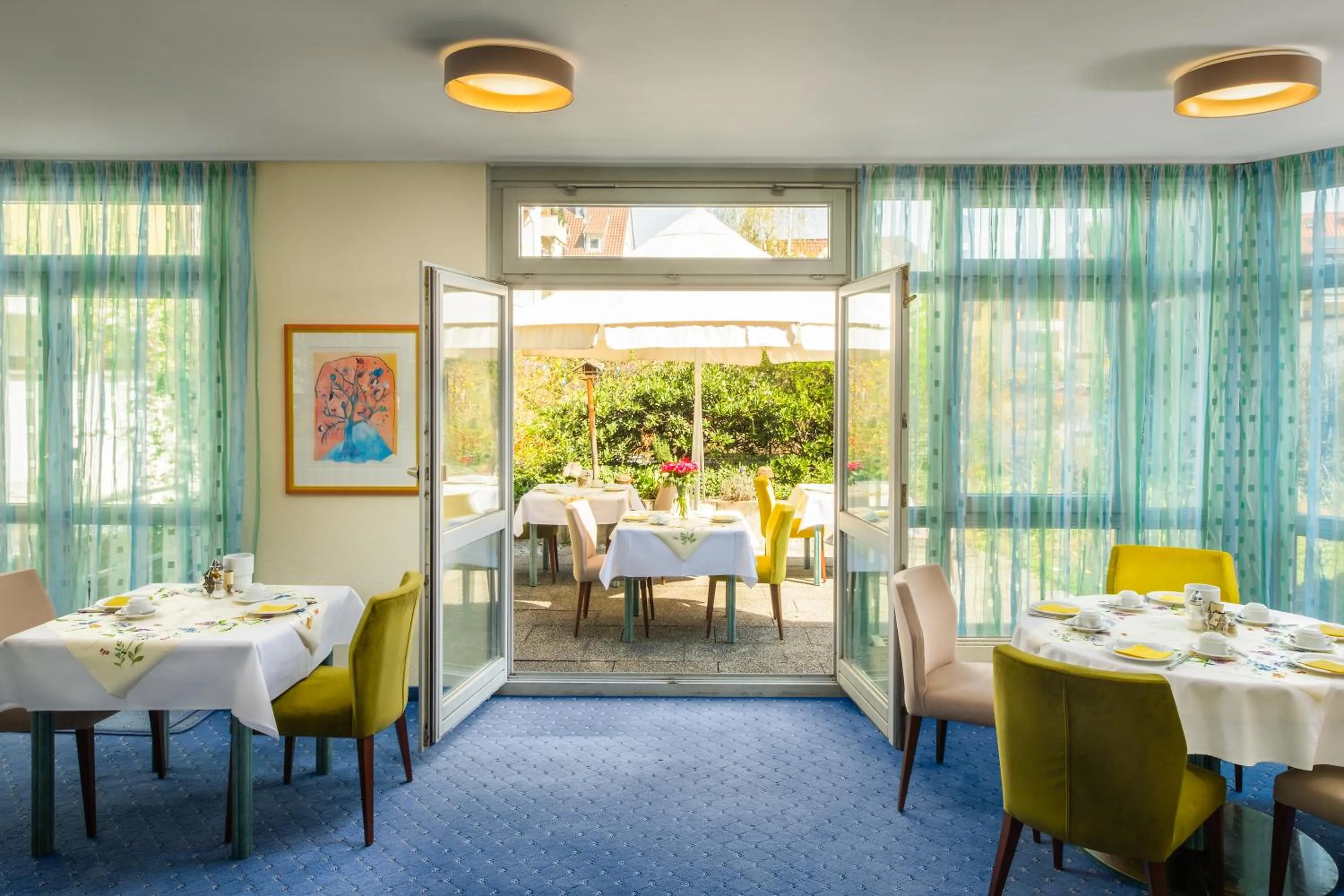 Patio in Hetzel Hotel Stuttgart