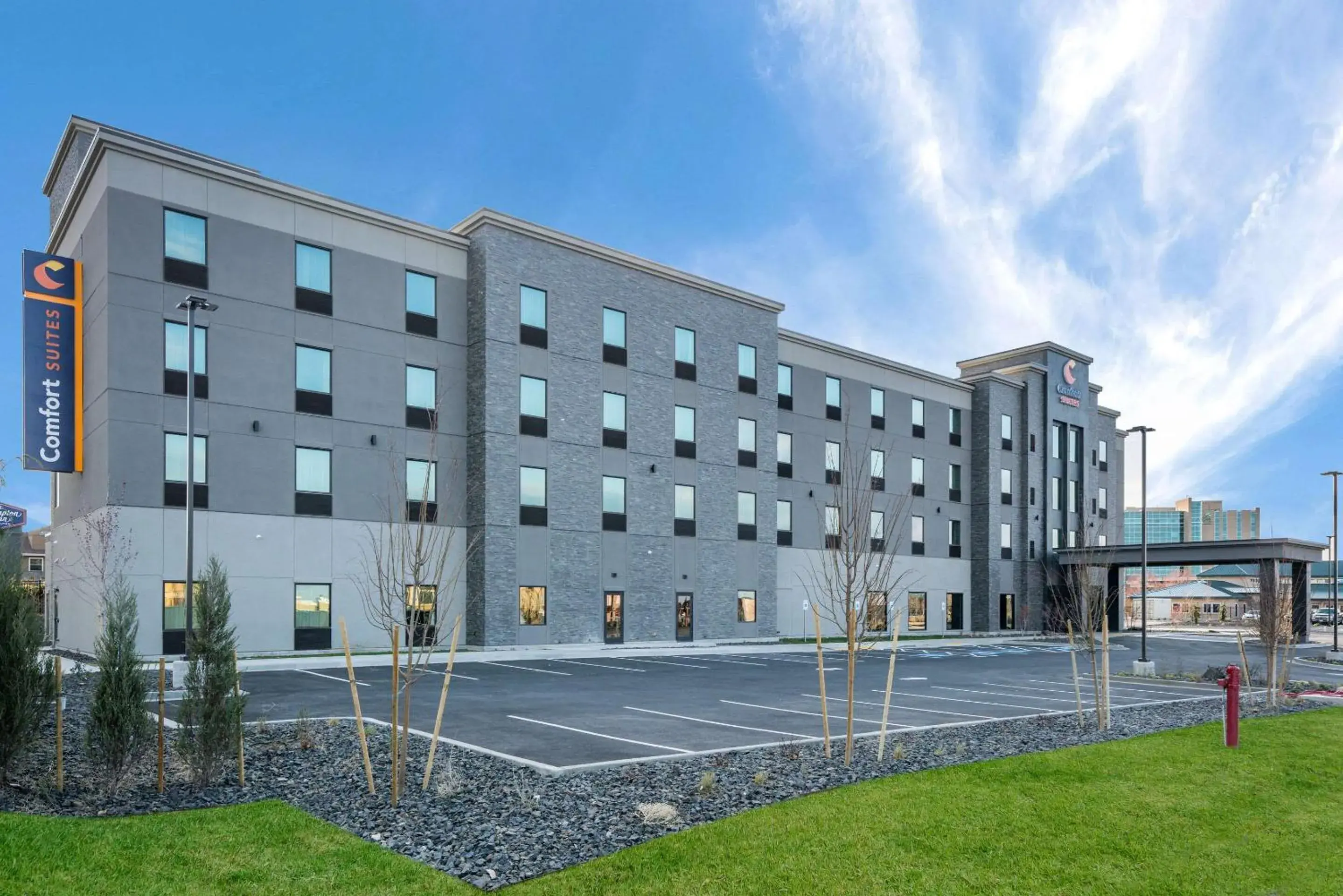 Property building in Comfort Suites Kennewick at Southridge Property building in Comfort Suites Kennewick at Southridge