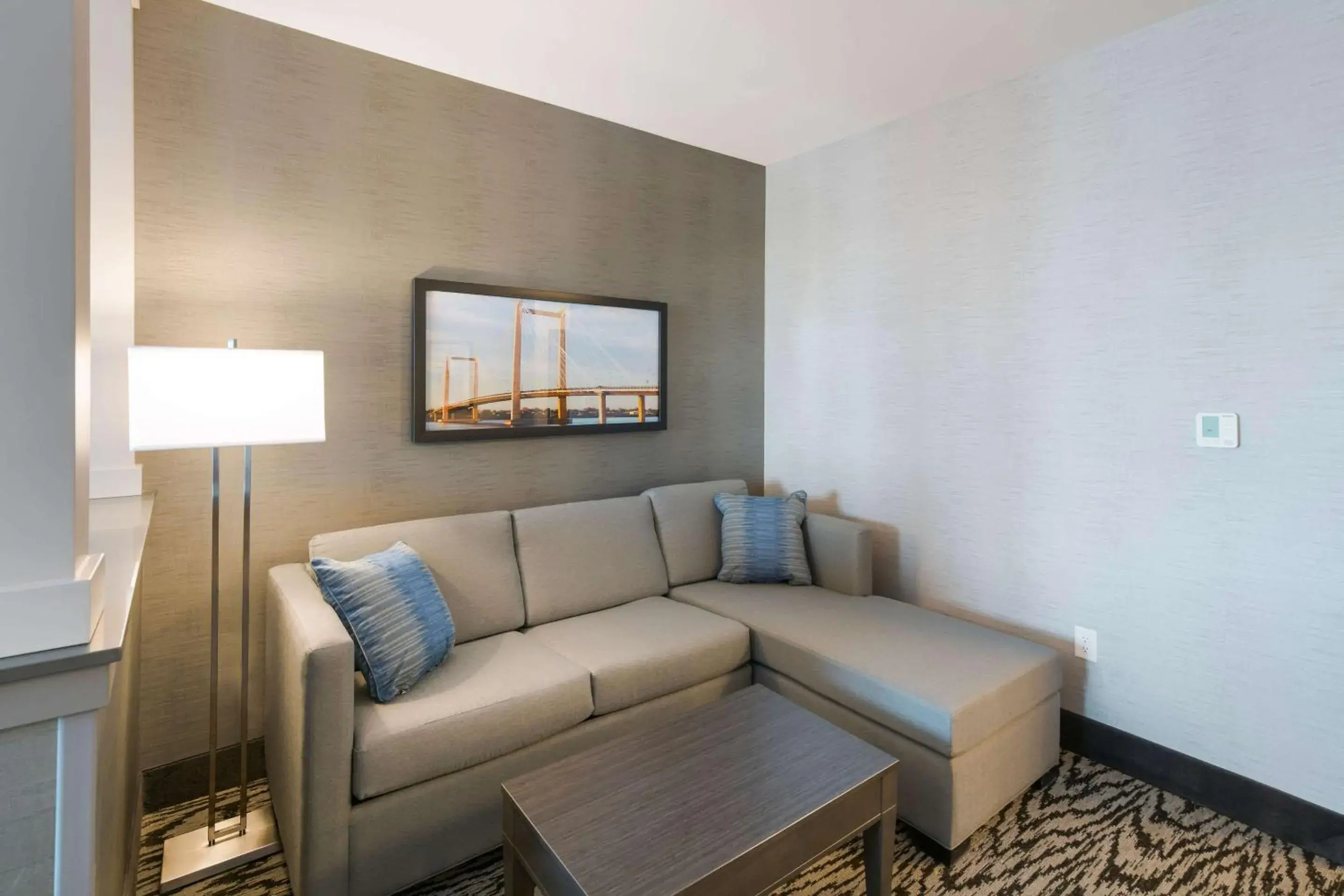 Photo of the whole room in Comfort Suites Kennewick at Southridge Photo of the whole room in Comfort Suites Kennewick at Southridge