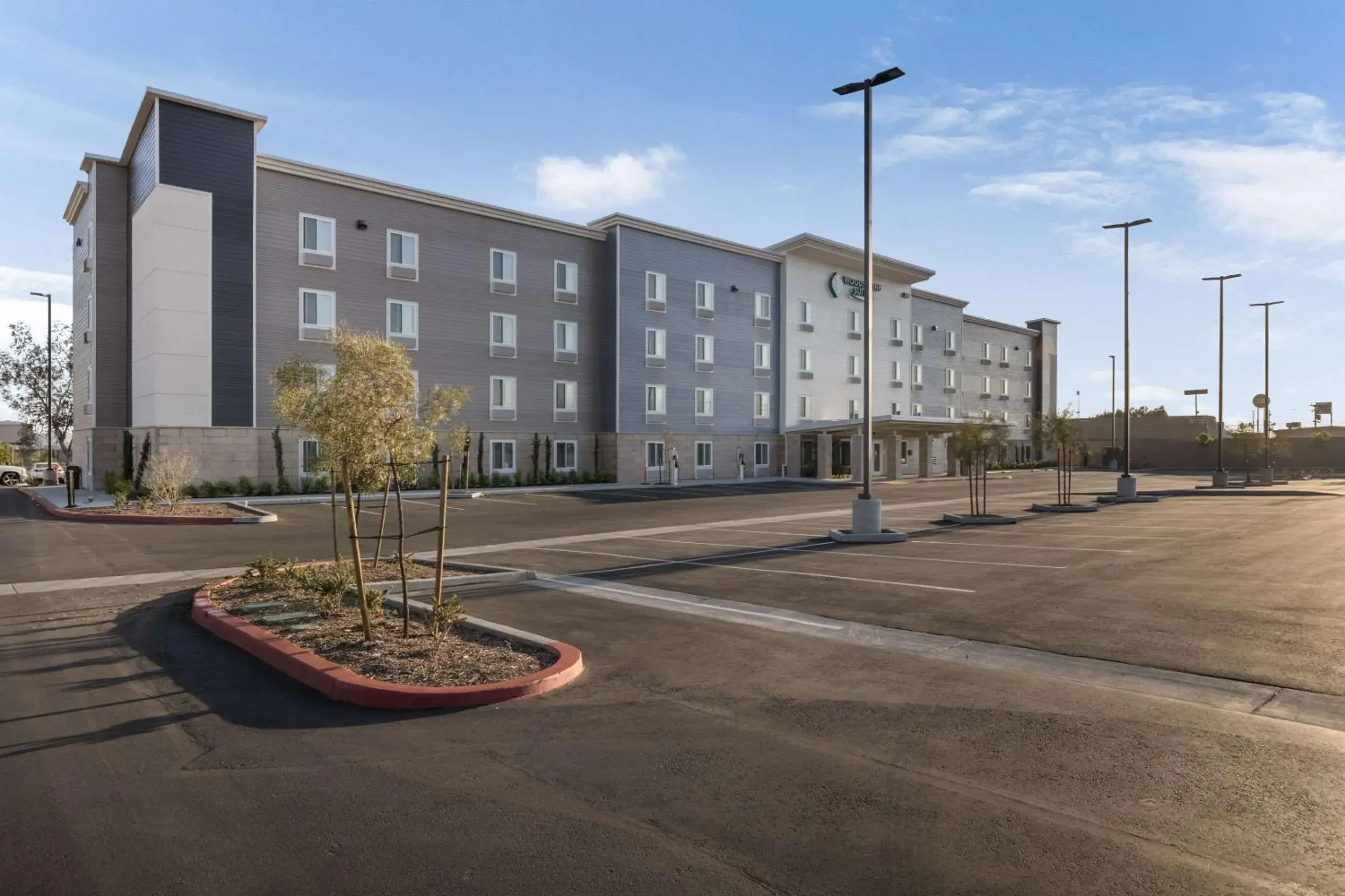 Property building in WoodSpring Suites Colton Property building in WoodSpring Suites Colton