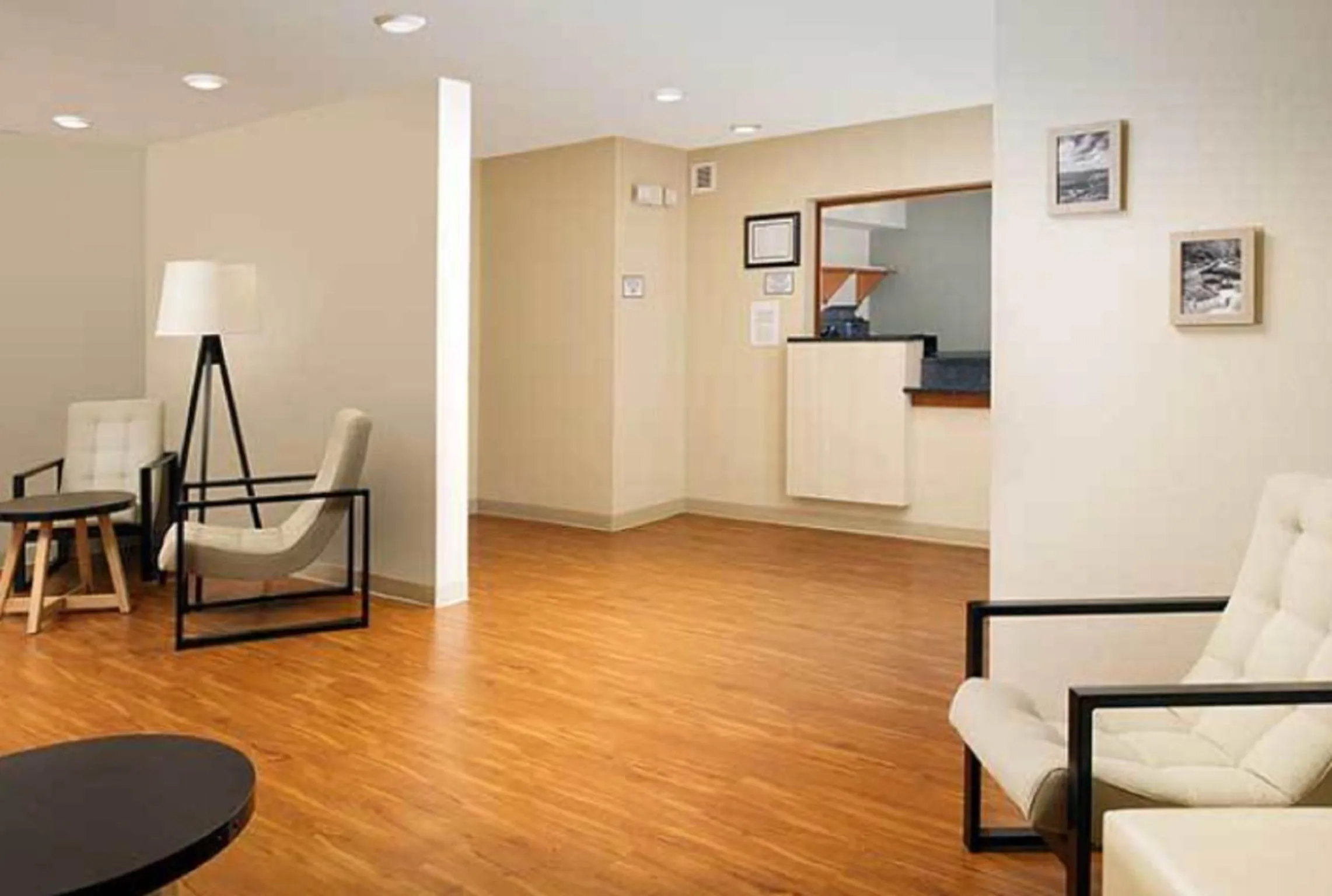 Lobby or reception in Woodspring Suites Atlanta Stockbridge