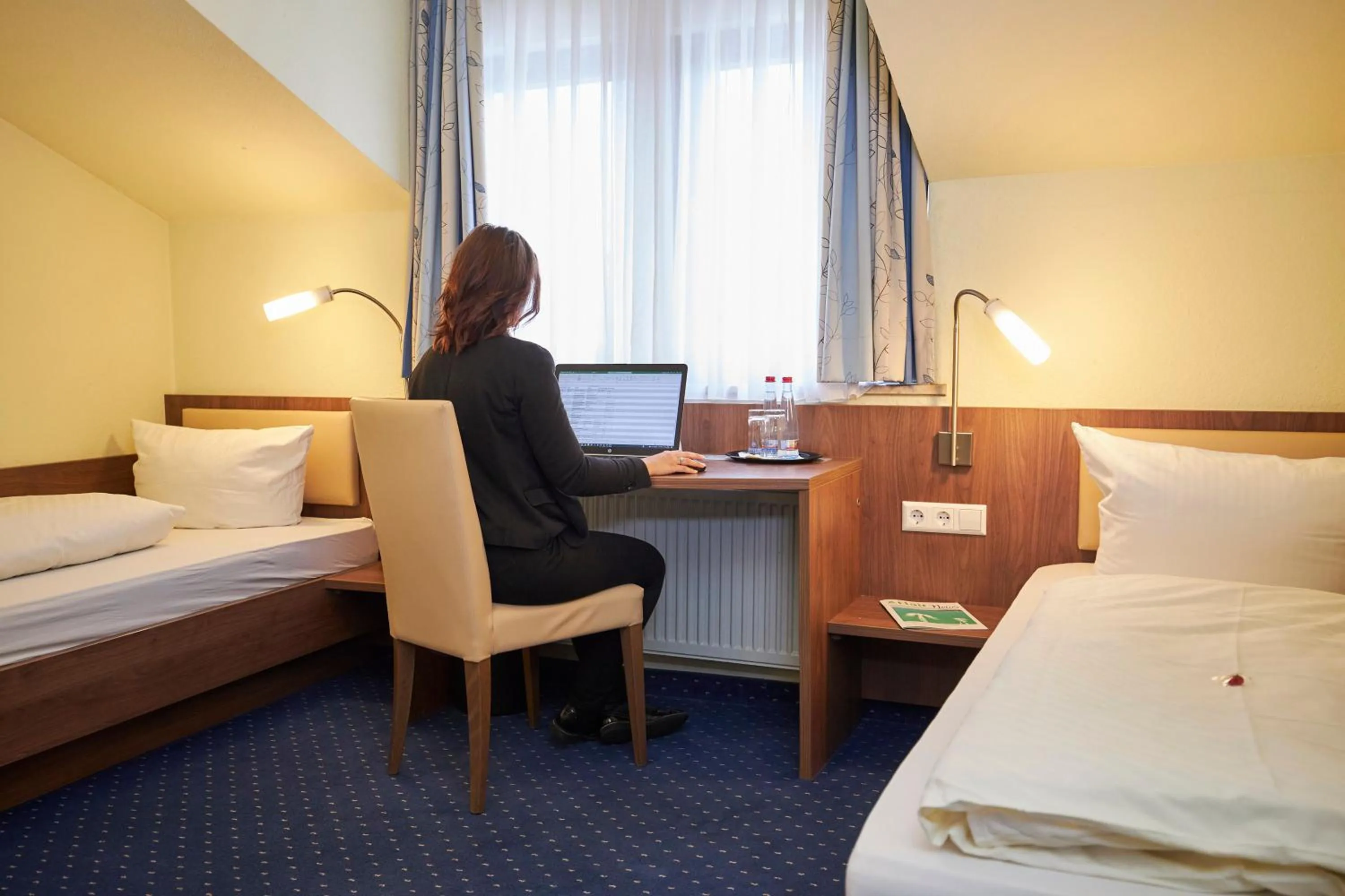 Photo of the whole room, Bed in Flair Hotel Landgasthof Roger