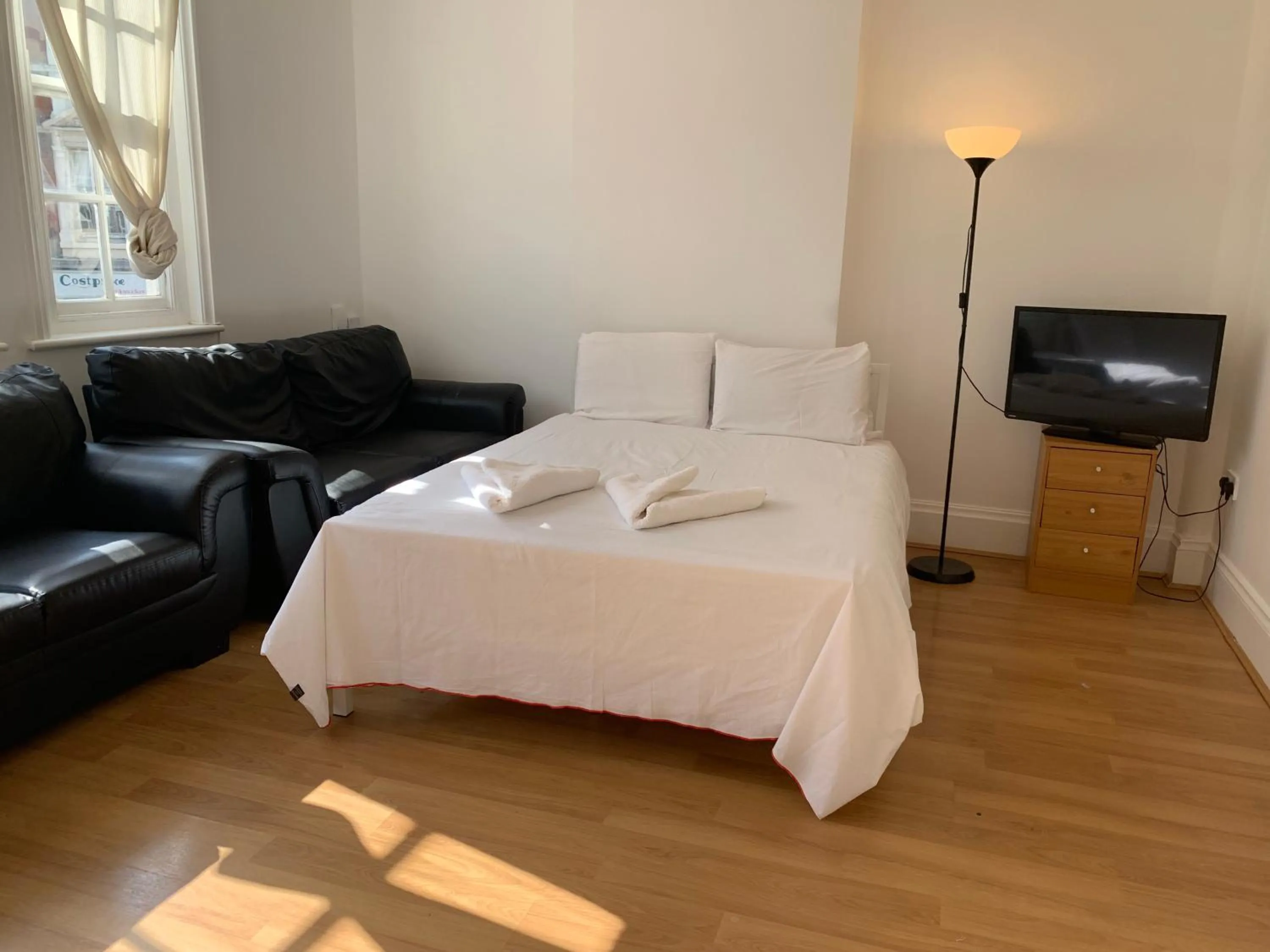 Bed in Brick lane stay