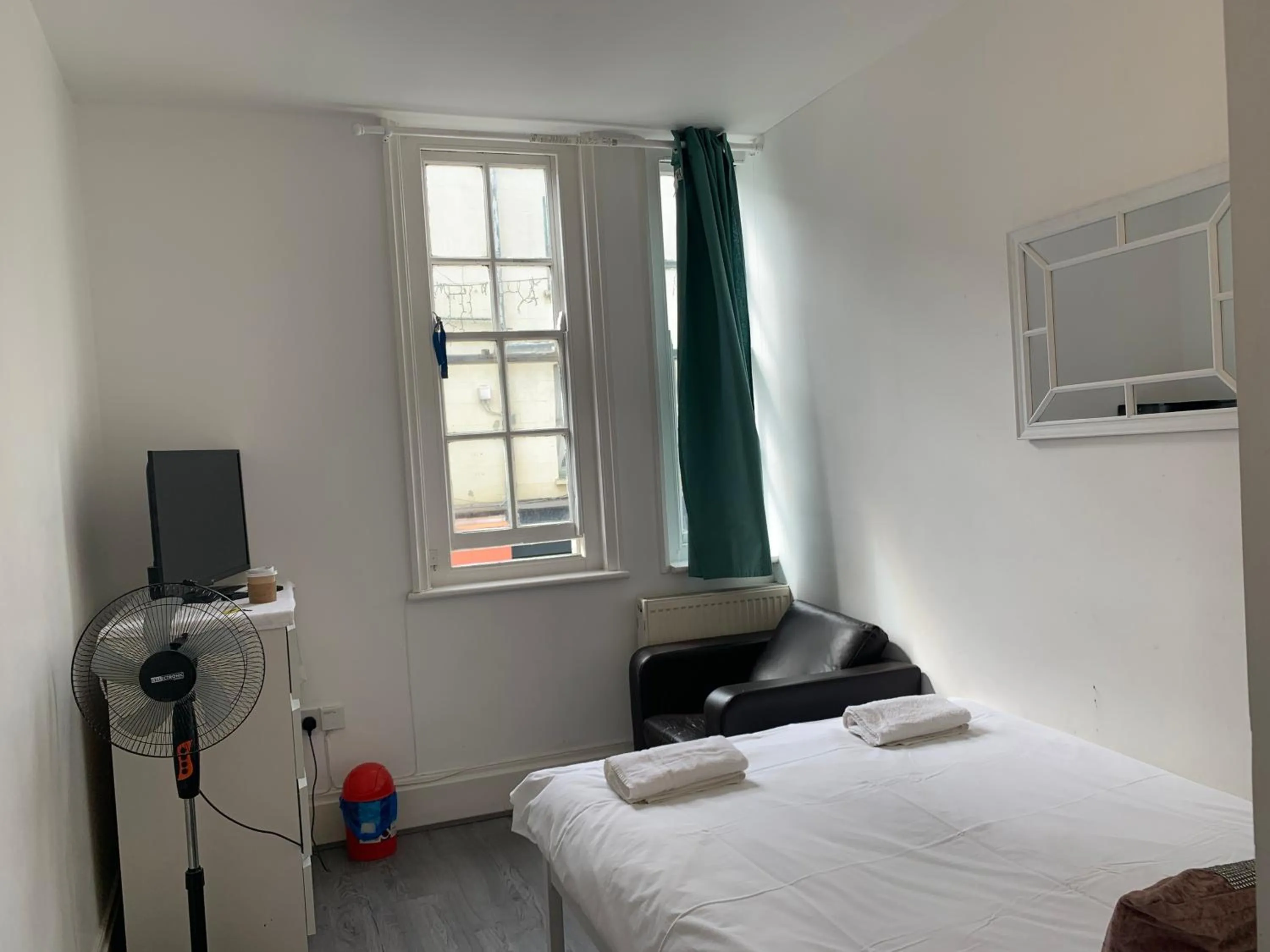 Bed in Brick lane stay