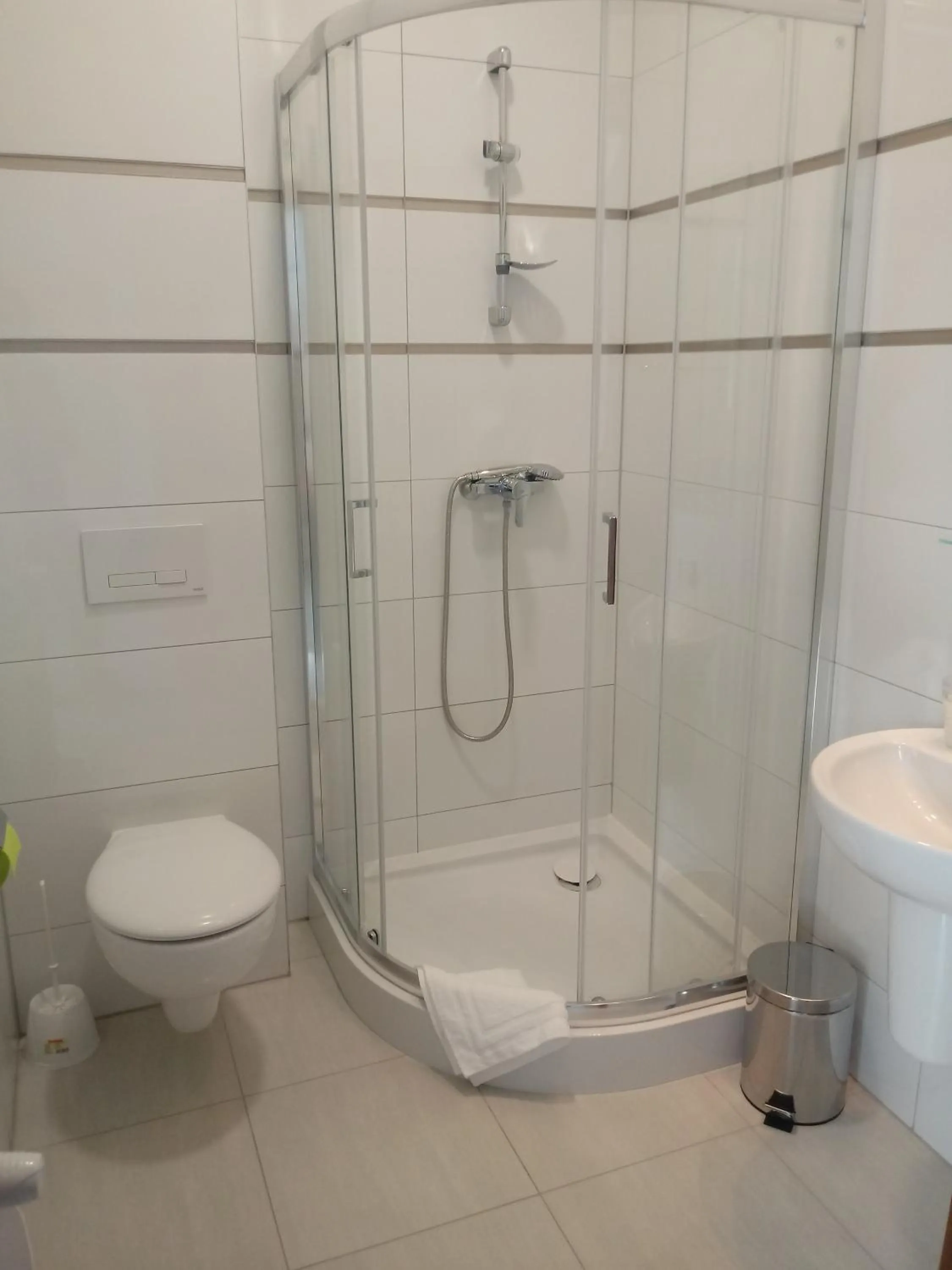 Bathroom in Hostel Załogowa