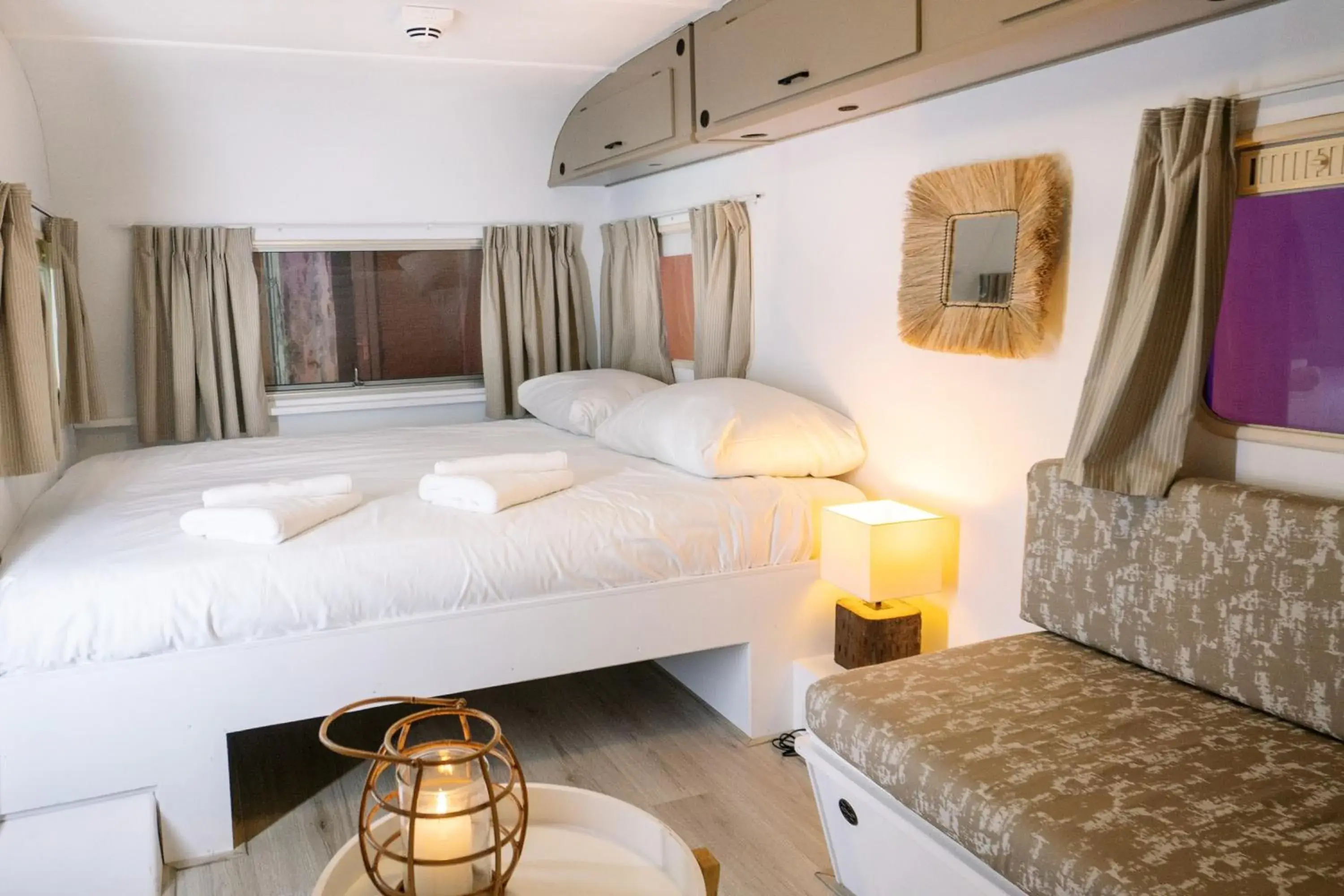 Bed in Outside Inn Bed in Outside Inn