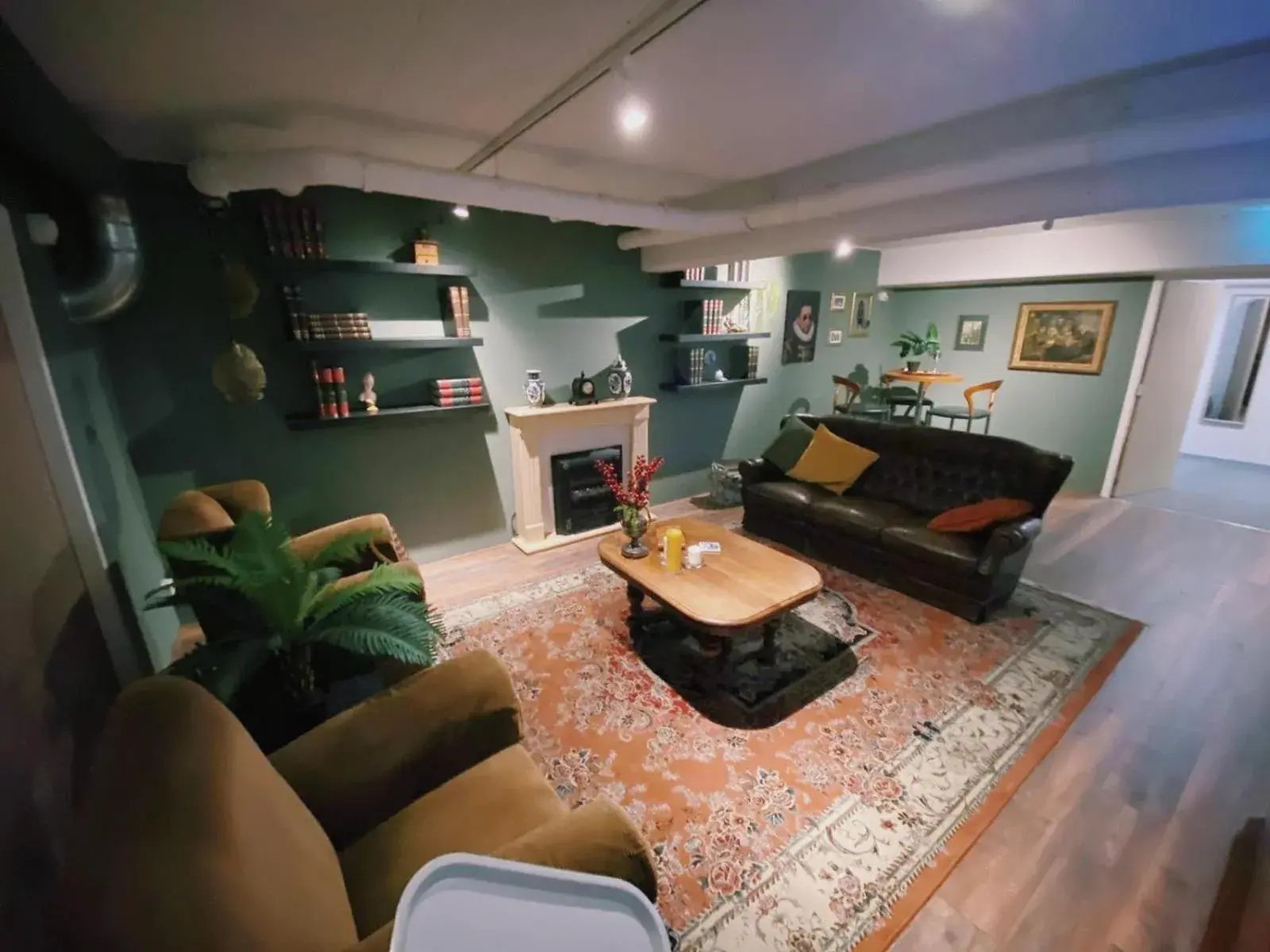 Lounge or bar in Outside Inn Lounge or bar in Outside Inn