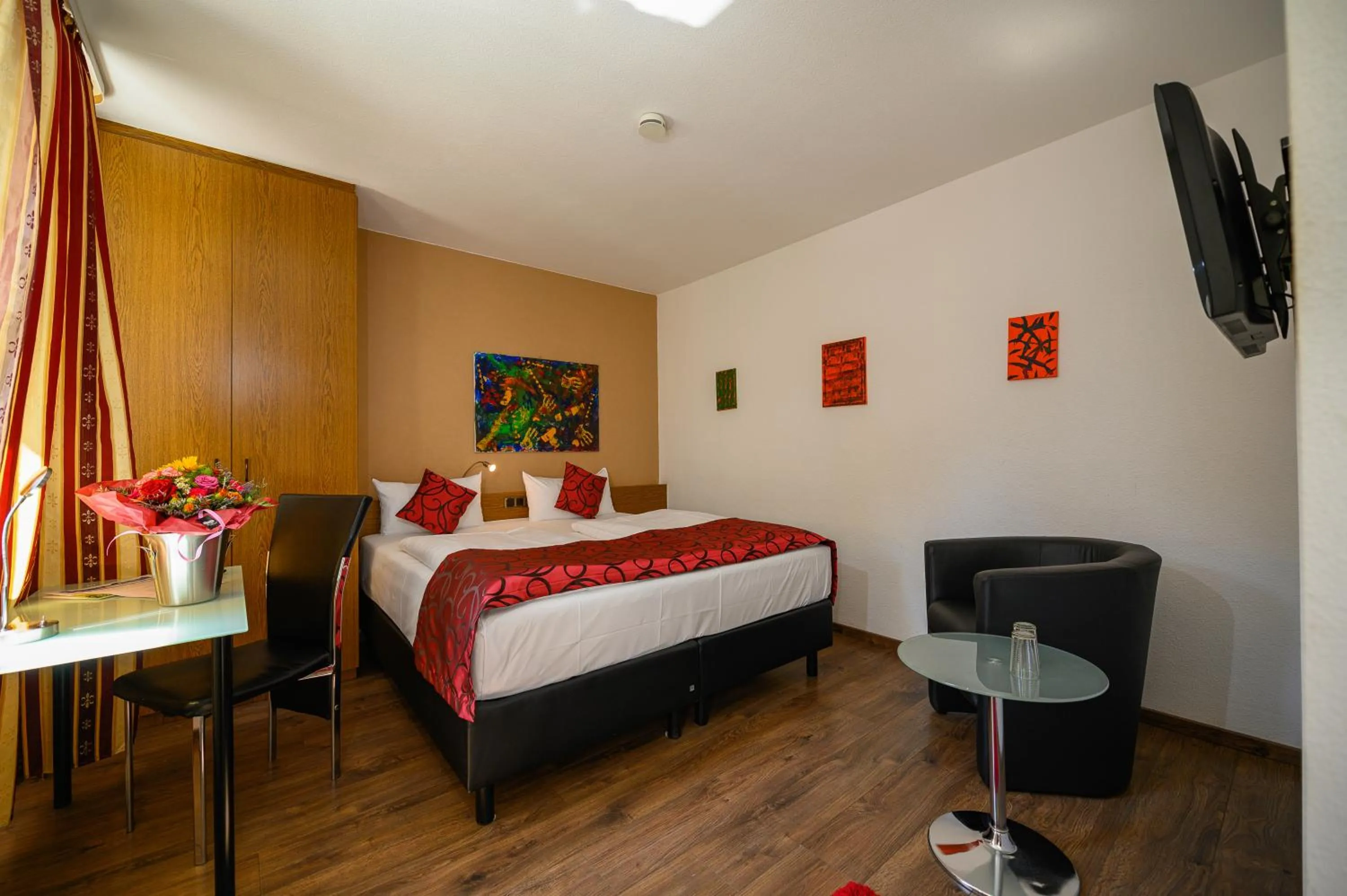 Bed in Otto's Parkhotel Saarlouis