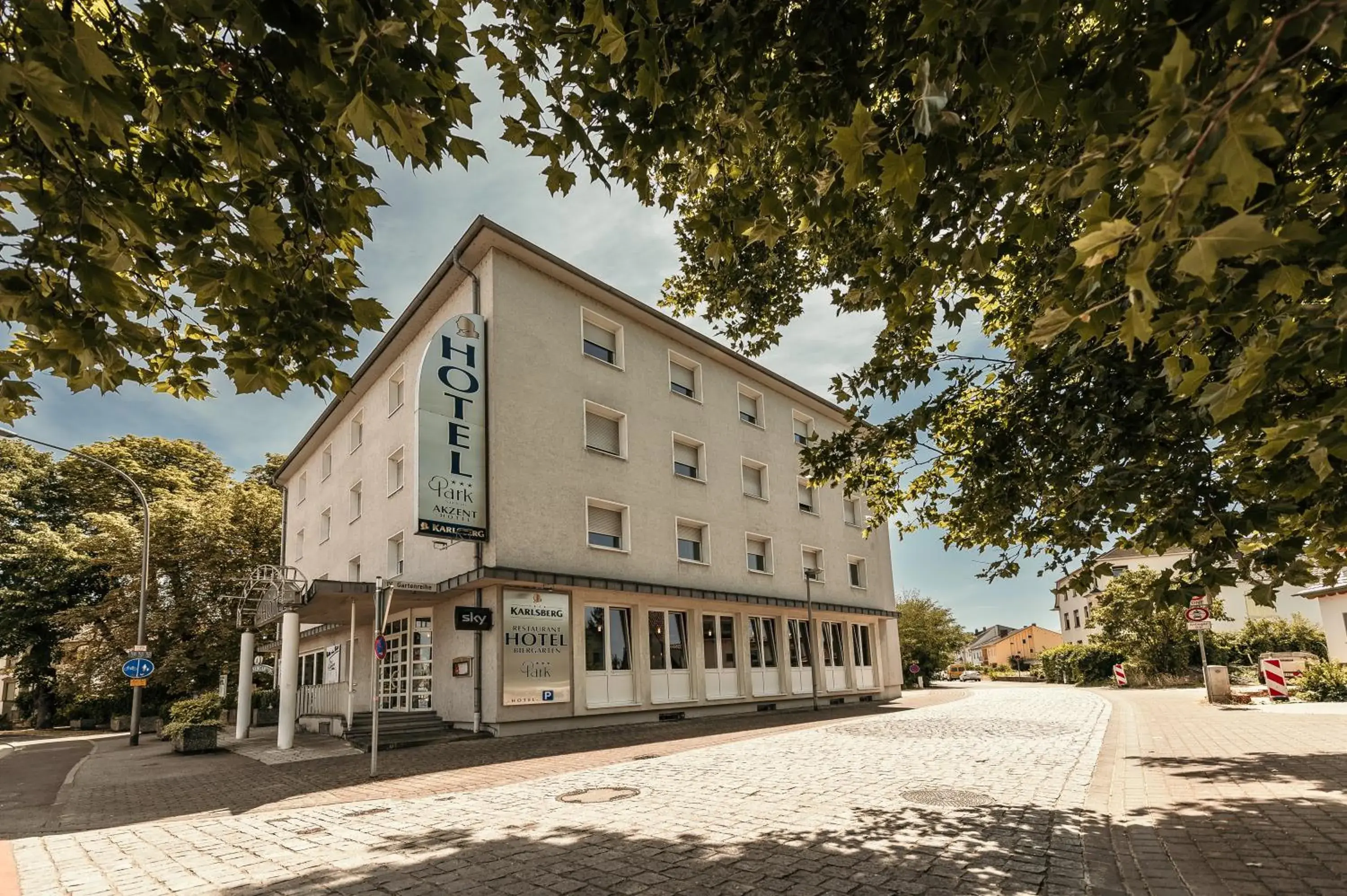 Property Building in Otto's Parkhotel Saarlouis