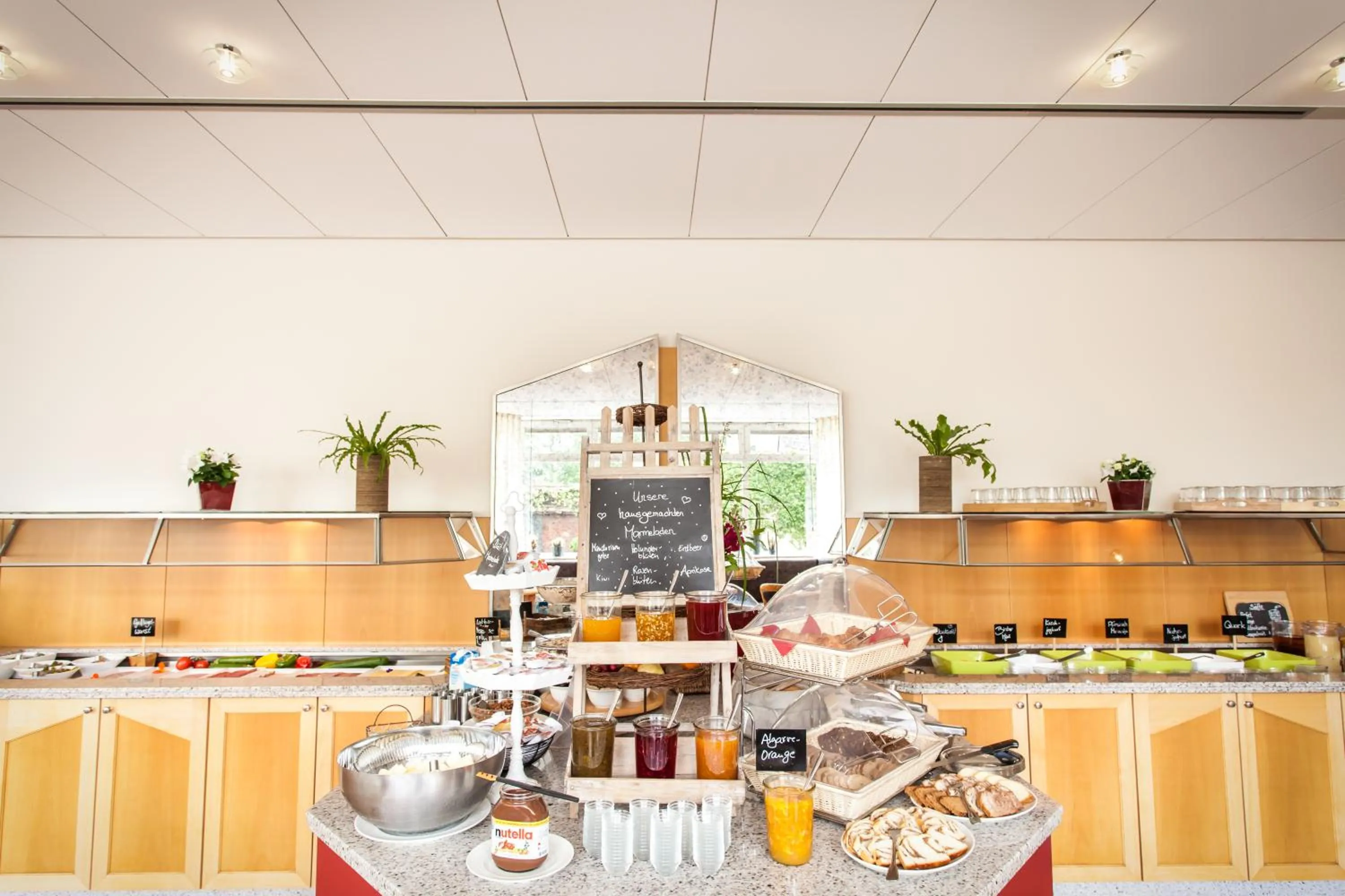 Breakfast in Hotel Deutscher Hof