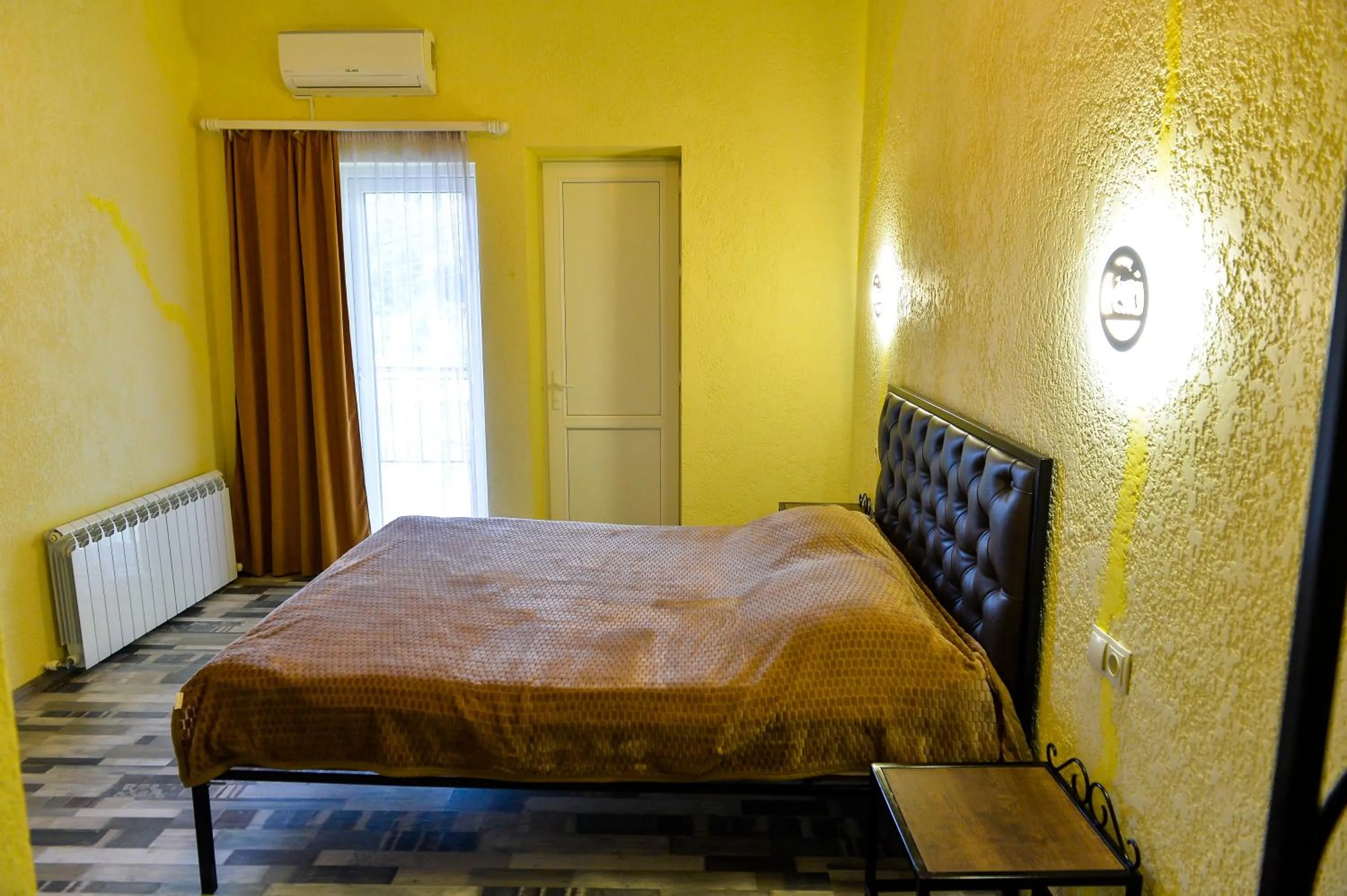 Photo of the whole room, Bed in Green Flower Boutique Hotel and Winery