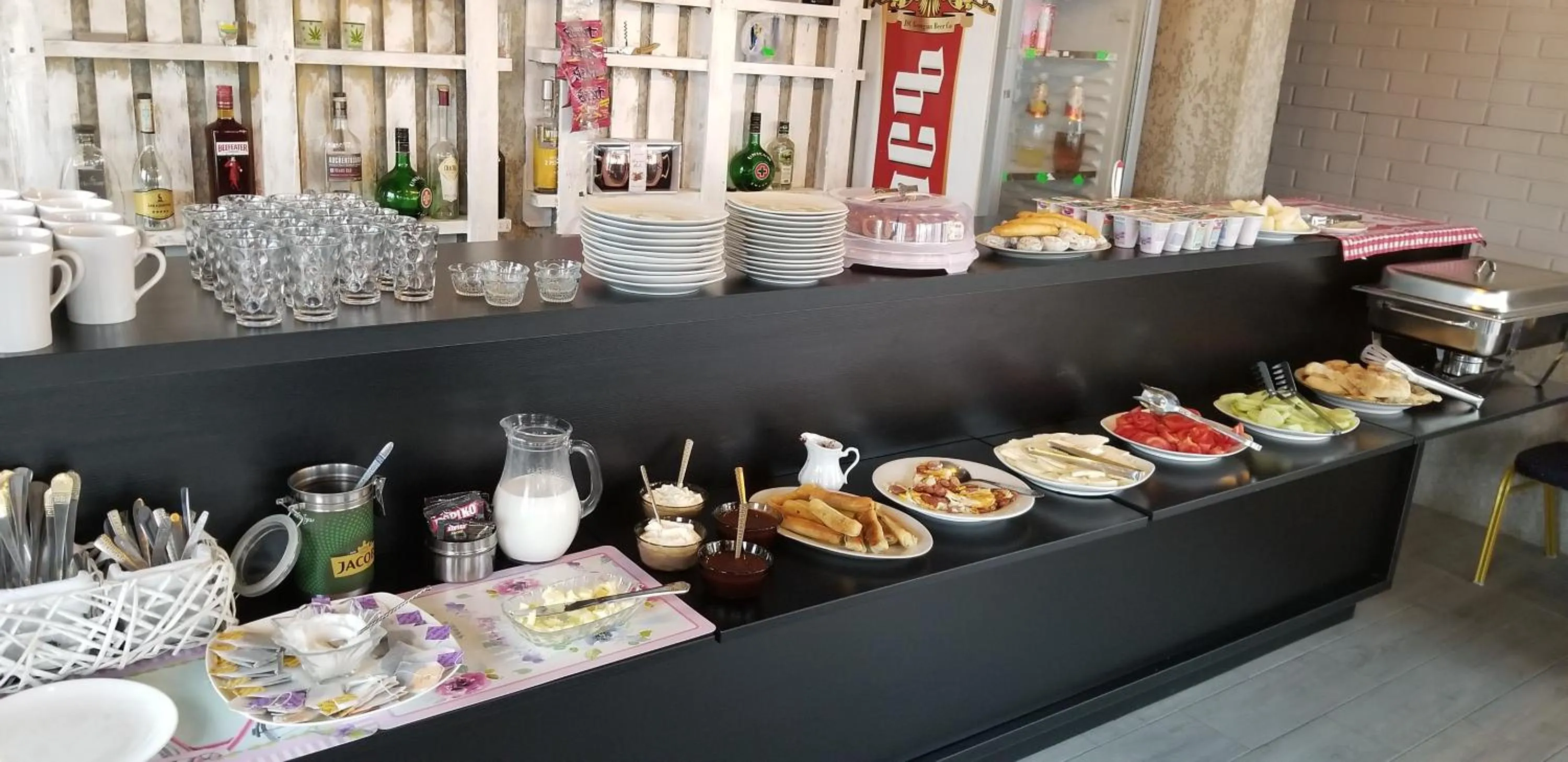 Breakfast in Green Flower Boutique Hotel and Winery