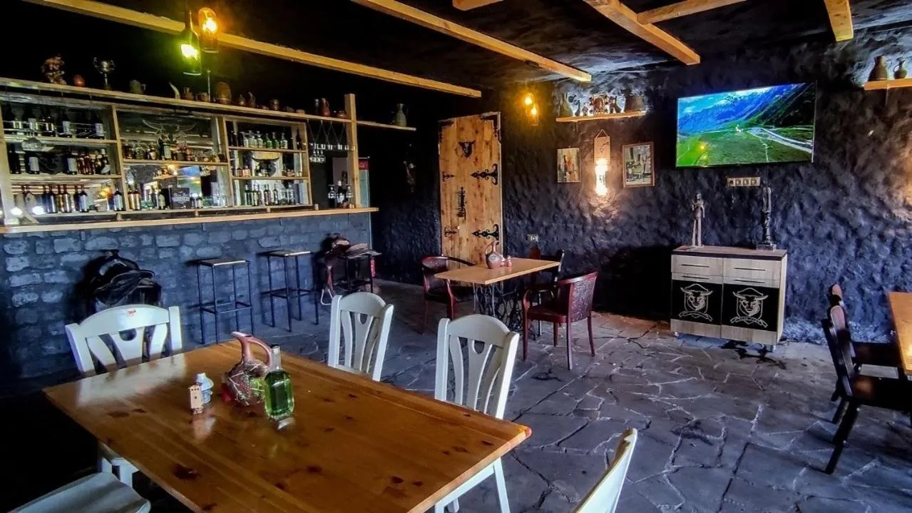 Restaurant/places to eat in Green Flower Boutique Hotel and Winery
