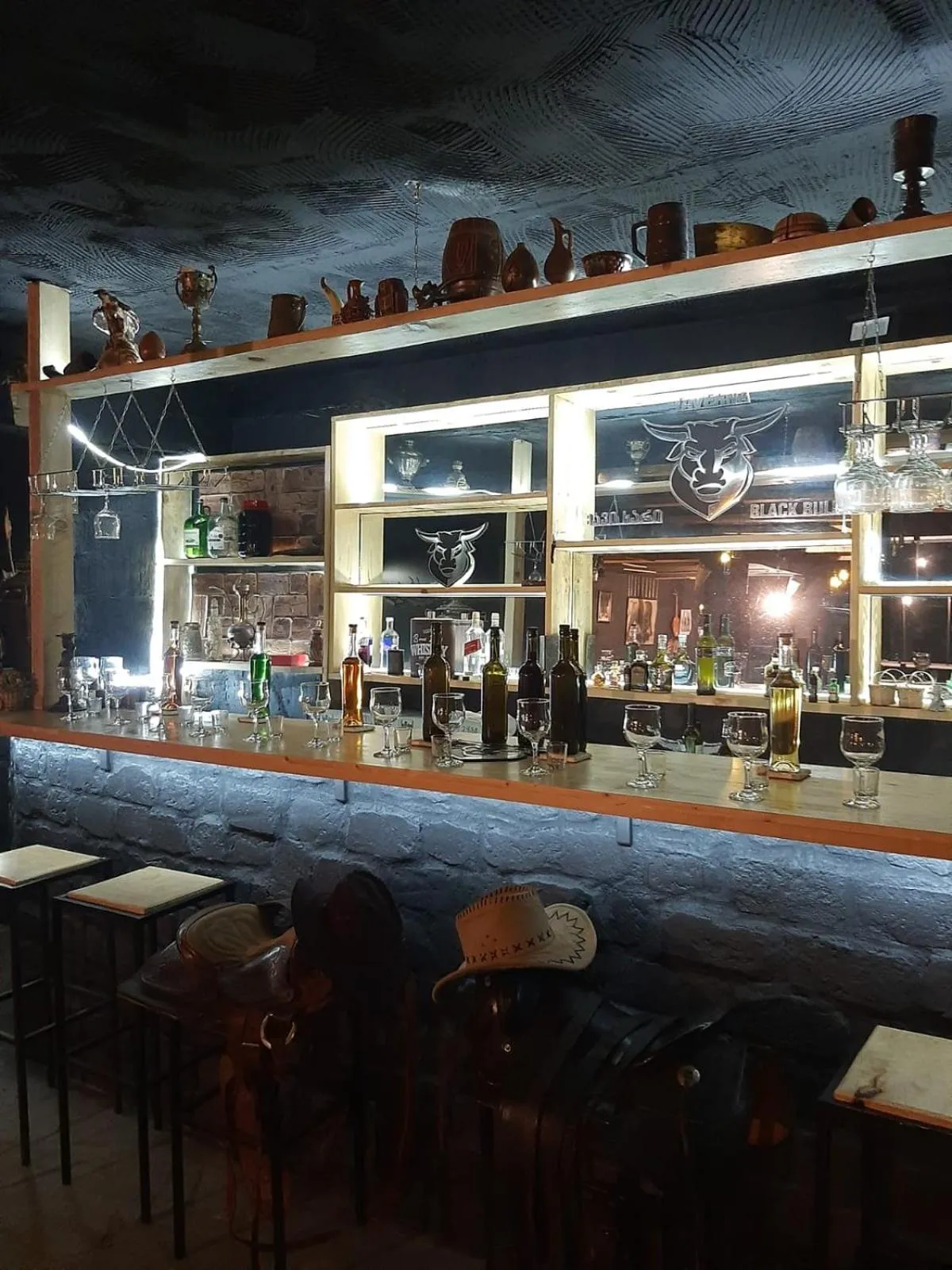 Restaurant/places to eat in Green Flower Boutique Hotel and Winery