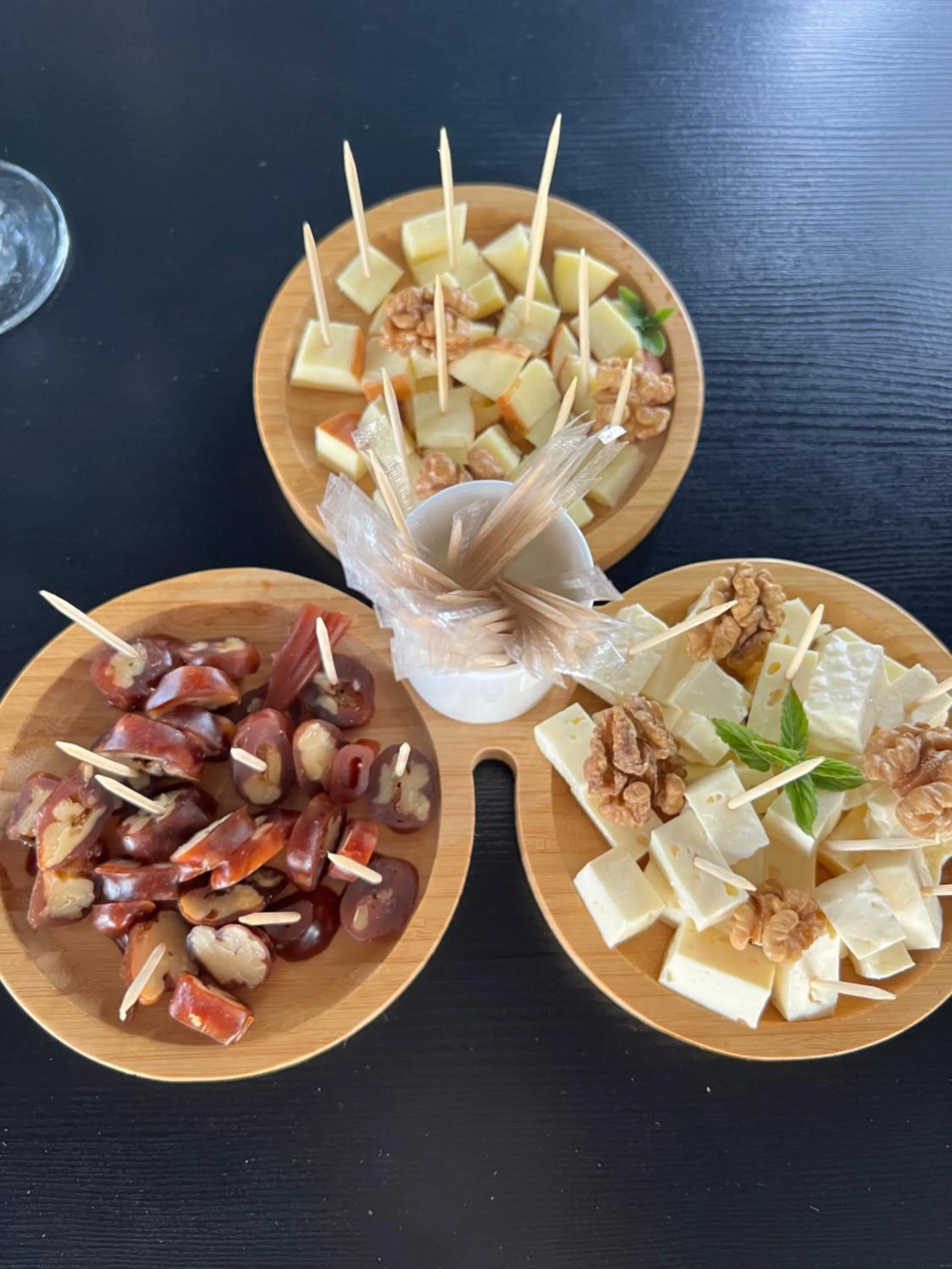 Food and drinks in Green Flower Boutique Hotel and Winery