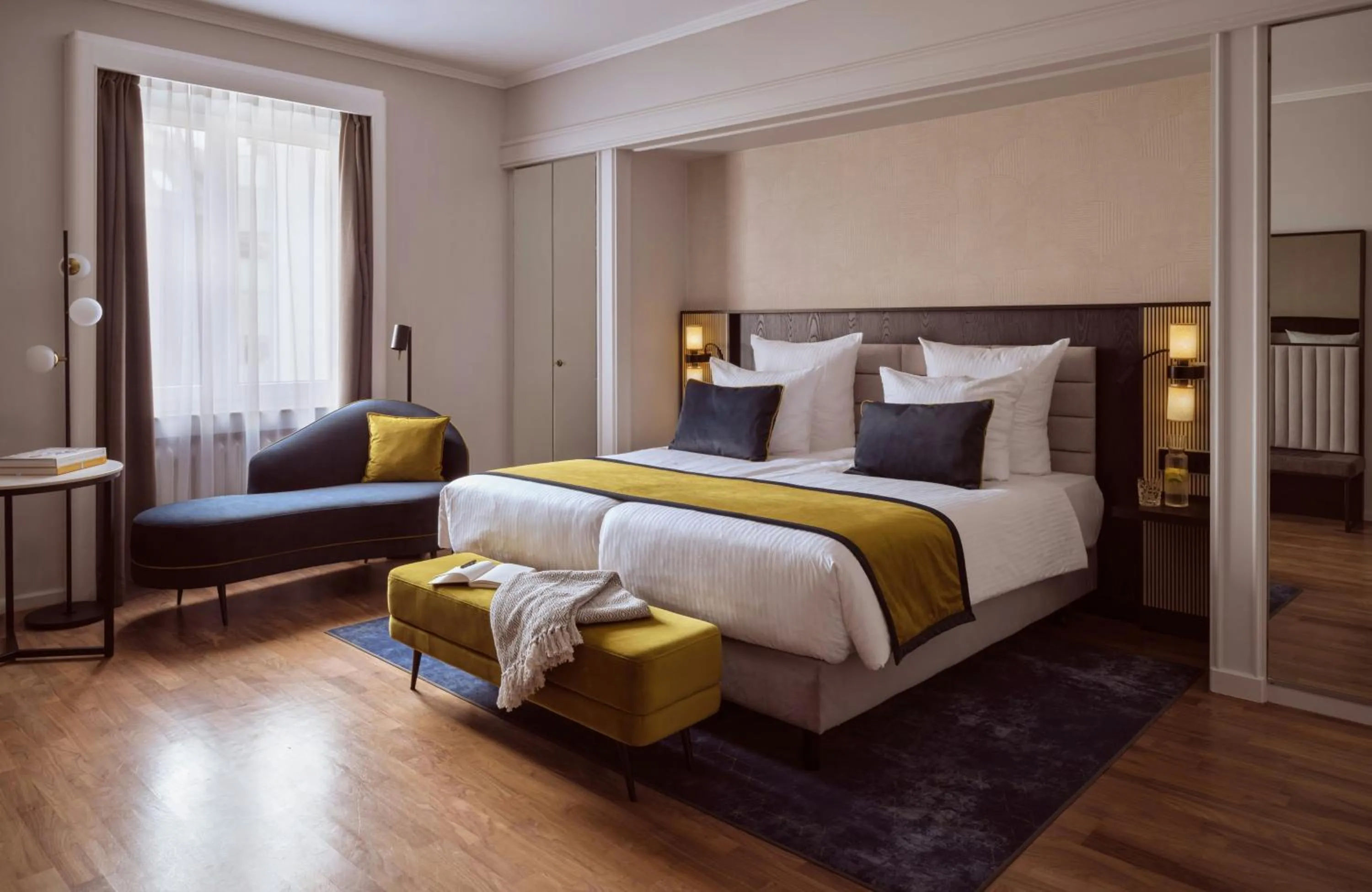 Photo of the whole room, Bed in Hotel Mannheimer Hof - Leonardo Limited Edition