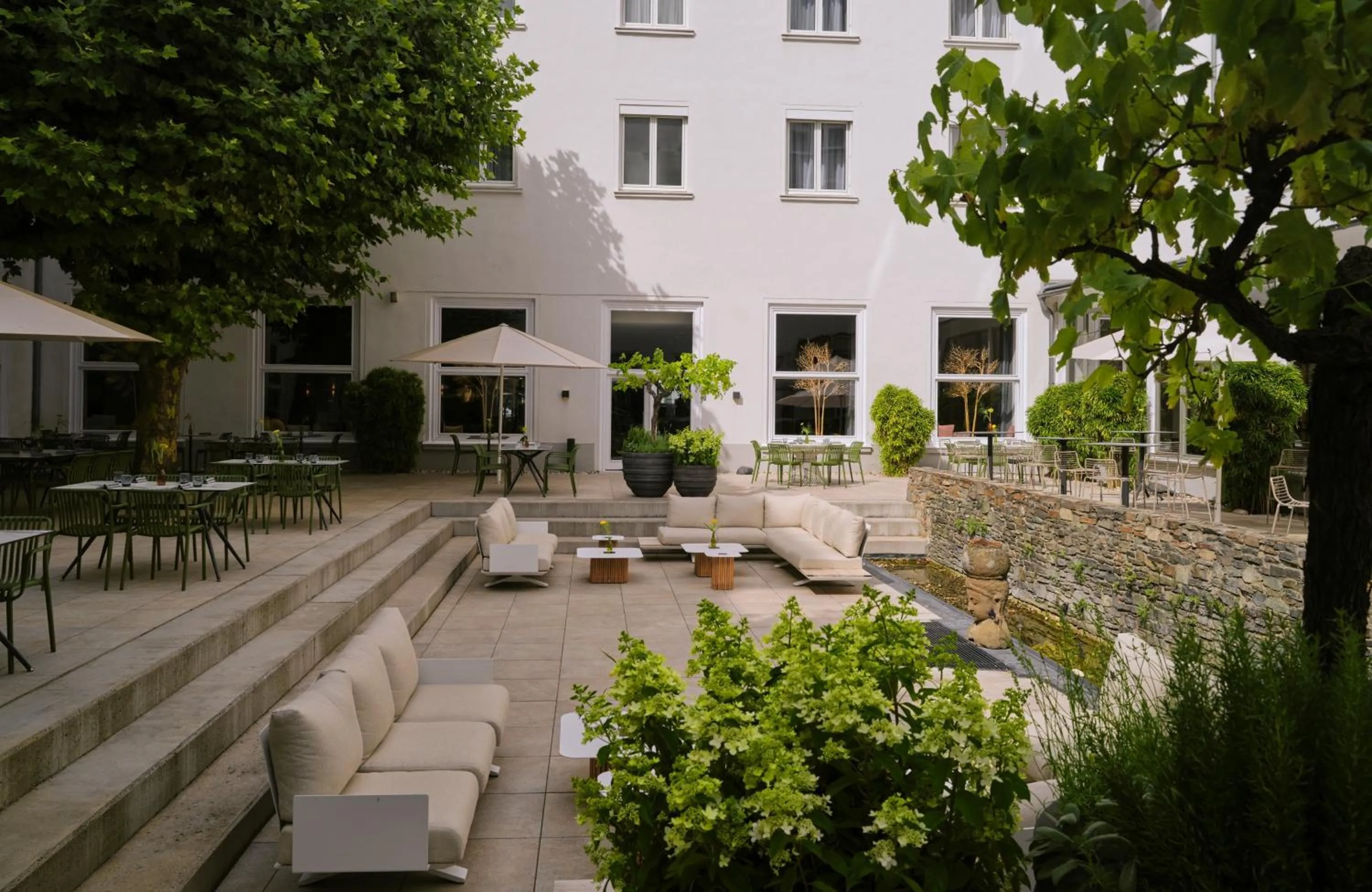 Balcony/Terrace in Hotel Mannheimer Hof - Leonardo Limited Edition