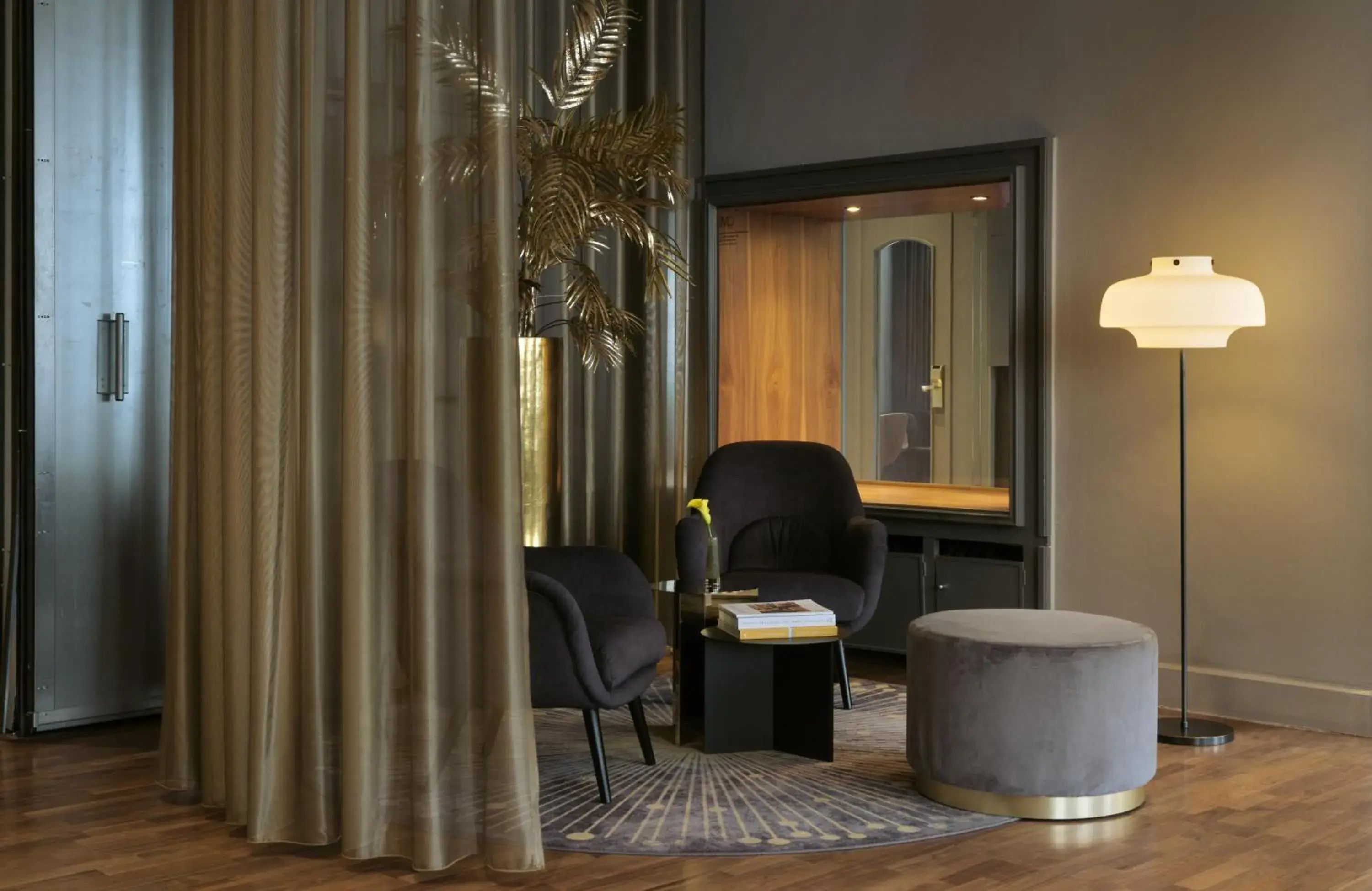 Lobby or reception in Hotel Mannheimer Hof - Leonardo Limited Edition Lobby or reception in Hotel Mannheimer Hof - Leonardo Limited Edition