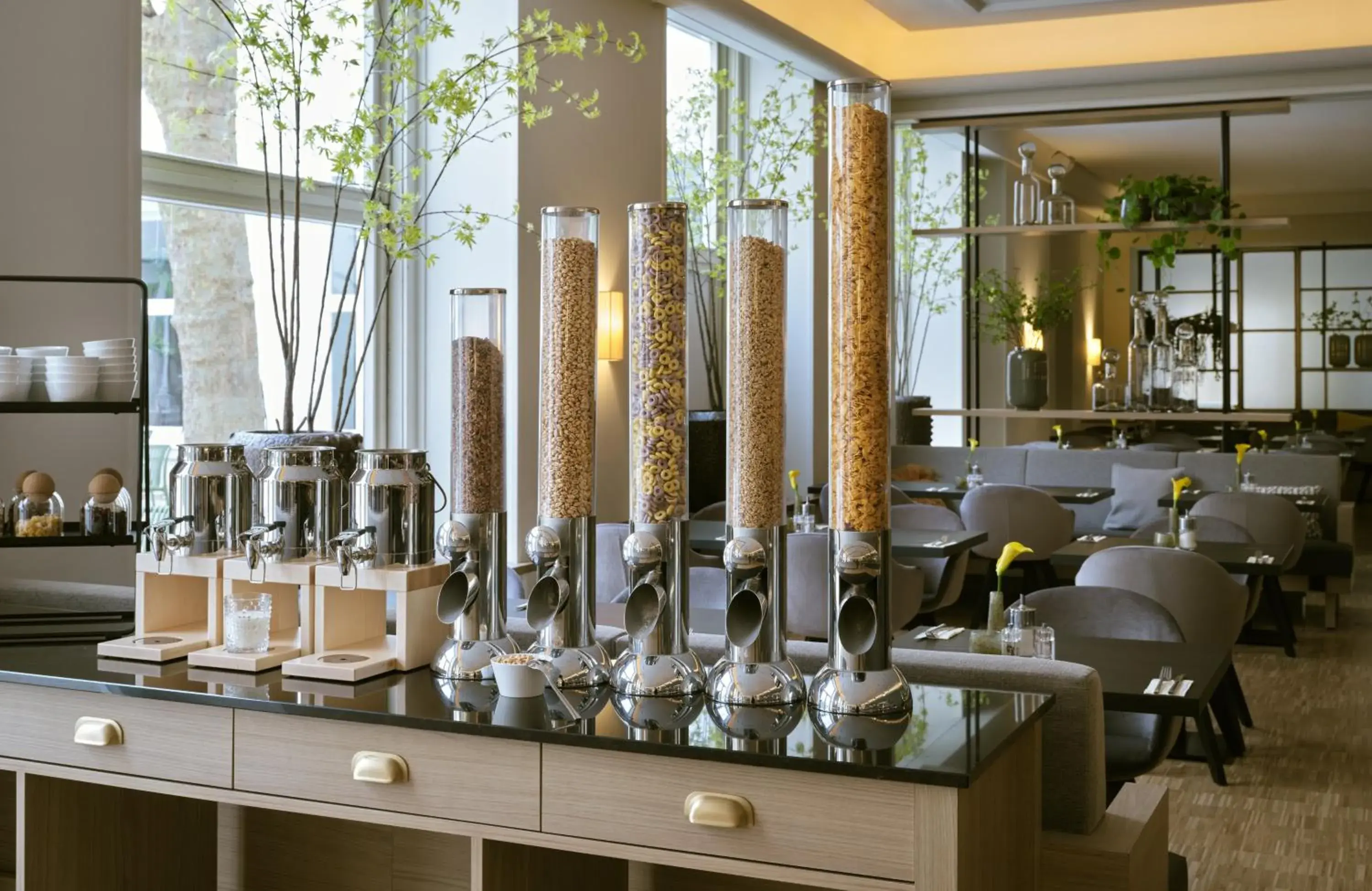 Buffet breakfast in Hotel Mannheimer Hof - Leonardo Limited Edition Buffet breakfast in Hotel Mannheimer Hof - Leonardo Limited Edition