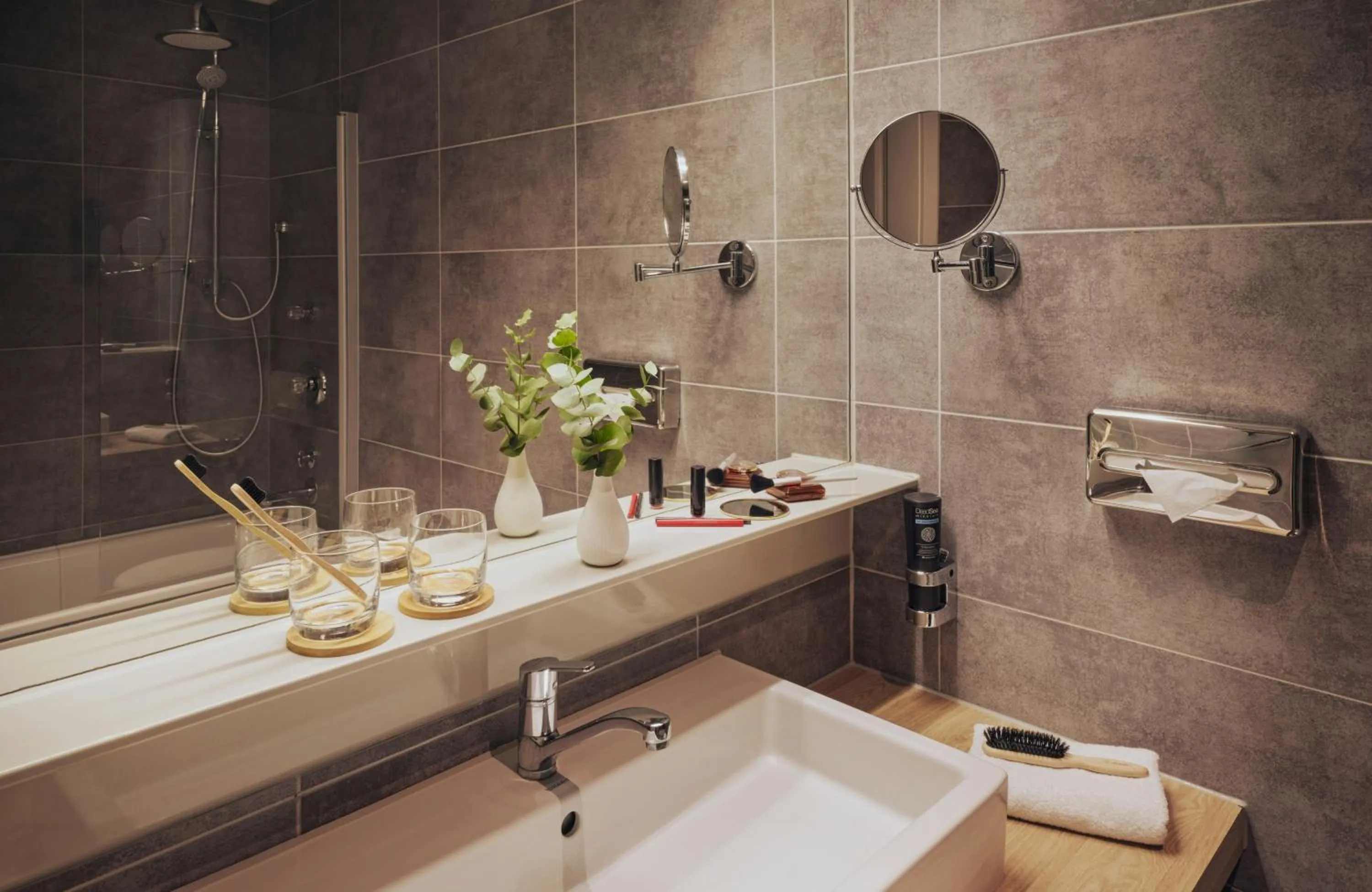 Bathroom in Hotel Mannheimer Hof - Leonardo Limited Edition