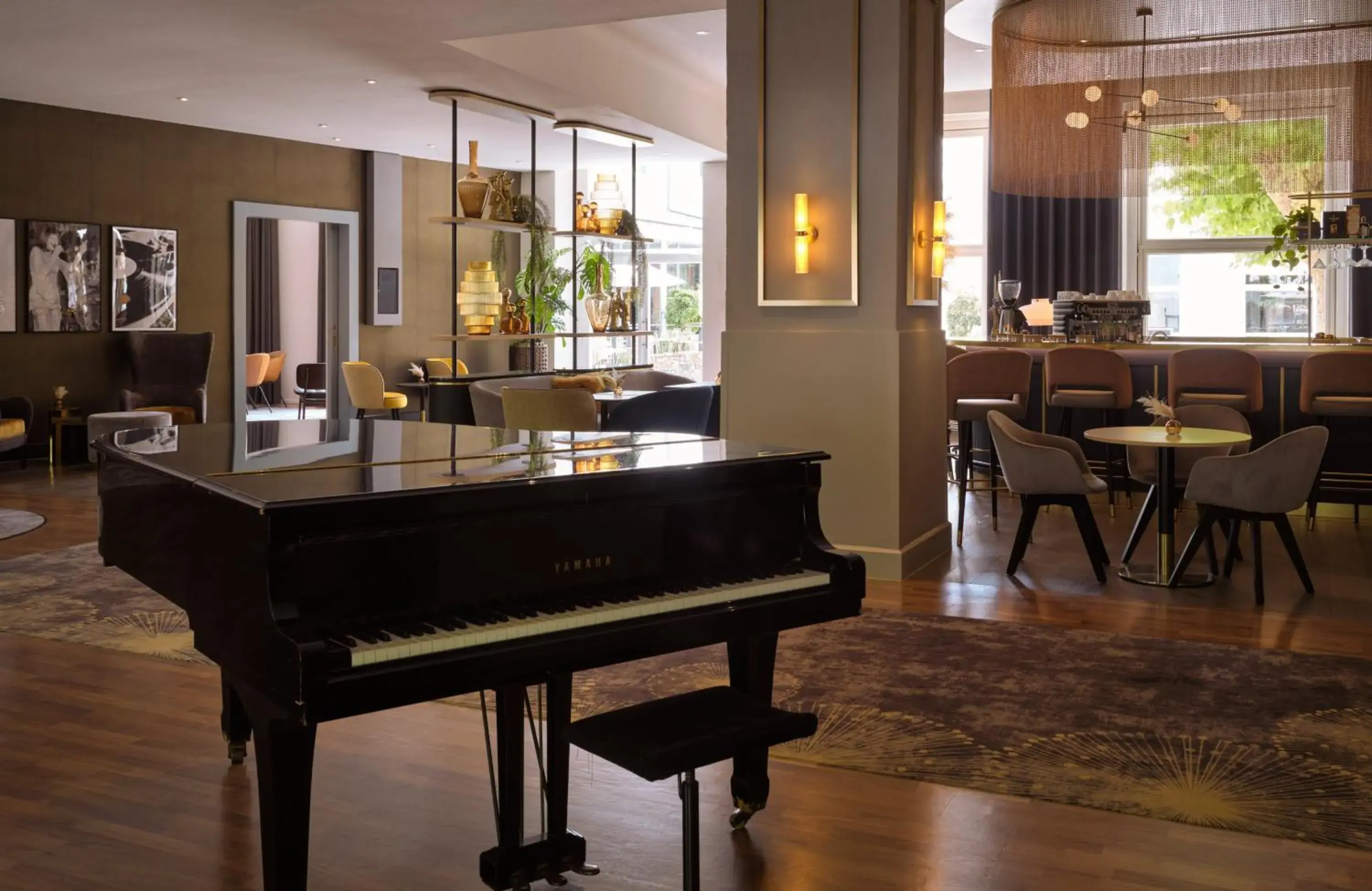 Lounge or bar in Hotel Mannheimer Hof - Leonardo Limited Edition Lounge or bar in Hotel Mannheimer Hof - Leonardo Limited Edition