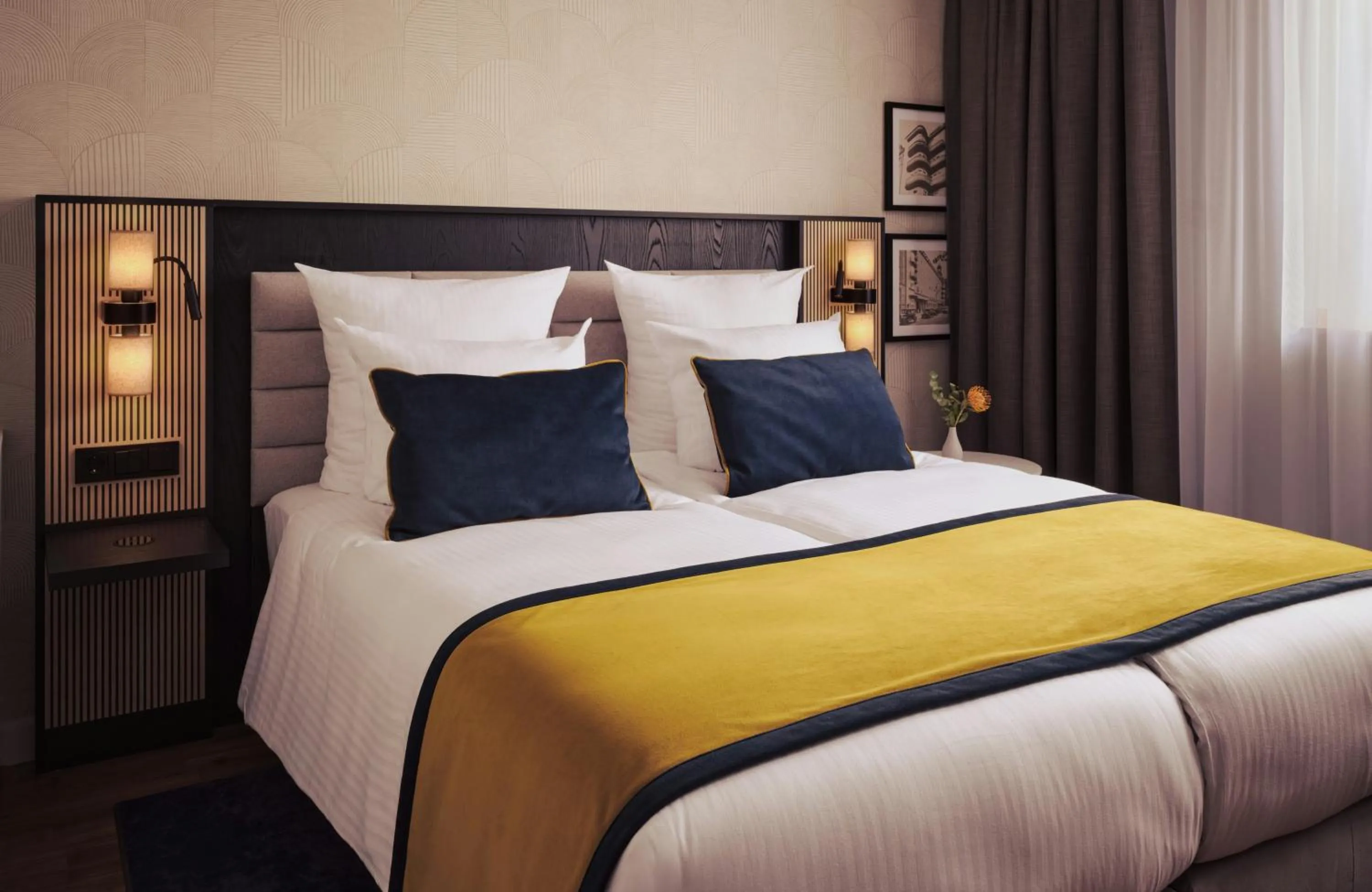 Photo of the whole room, Bed in Hotel Mannheimer Hof - Leonardo Limited Edition