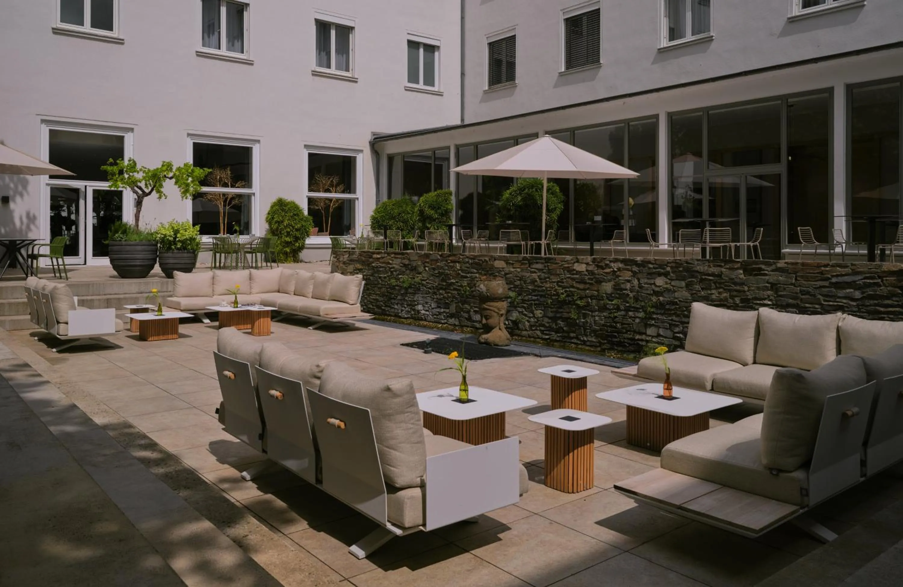 Balcony/Terrace in Hotel Mannheimer Hof - Leonardo Limited Edition