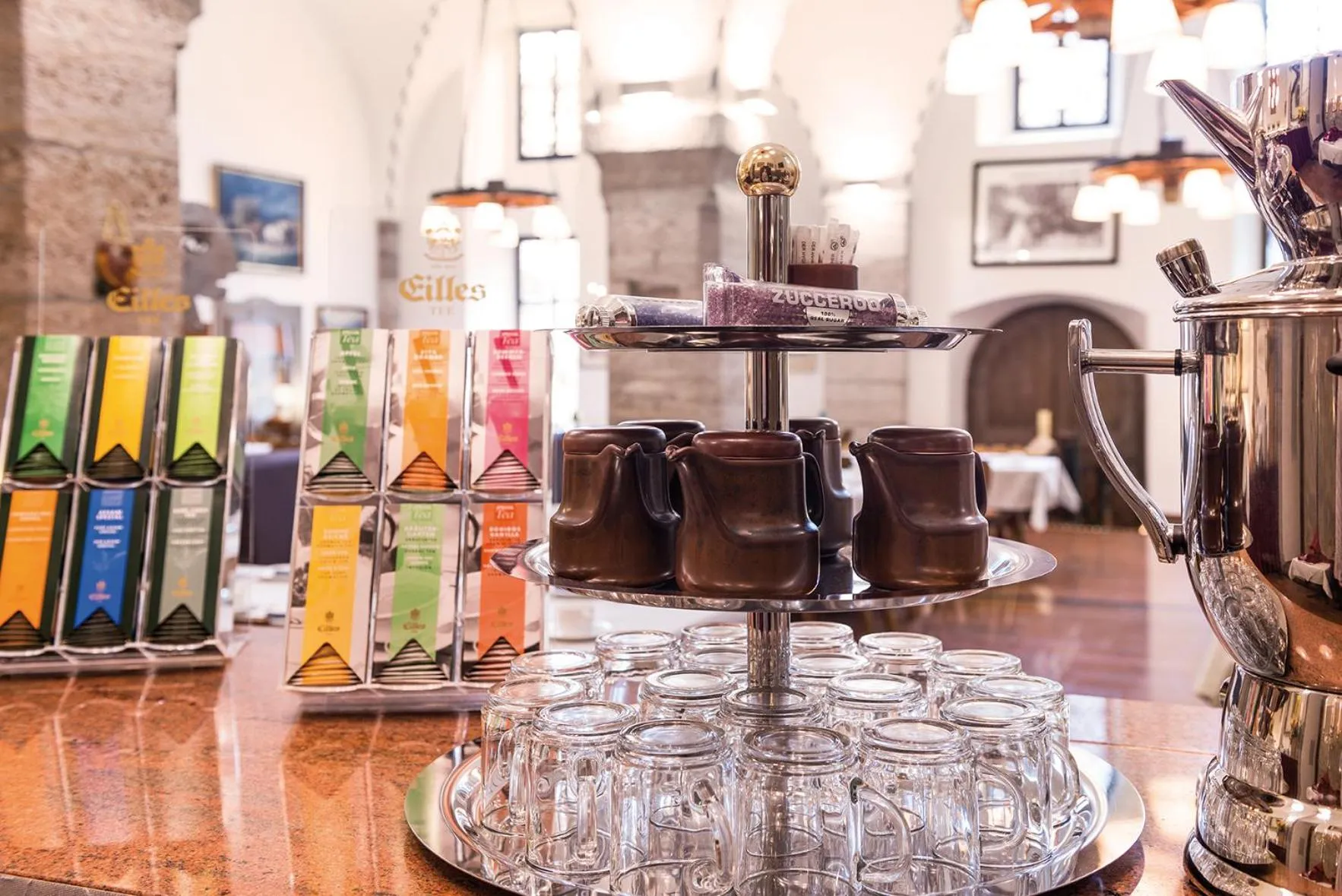 Buffet breakfast in Hotel Altes Brauhaus garni