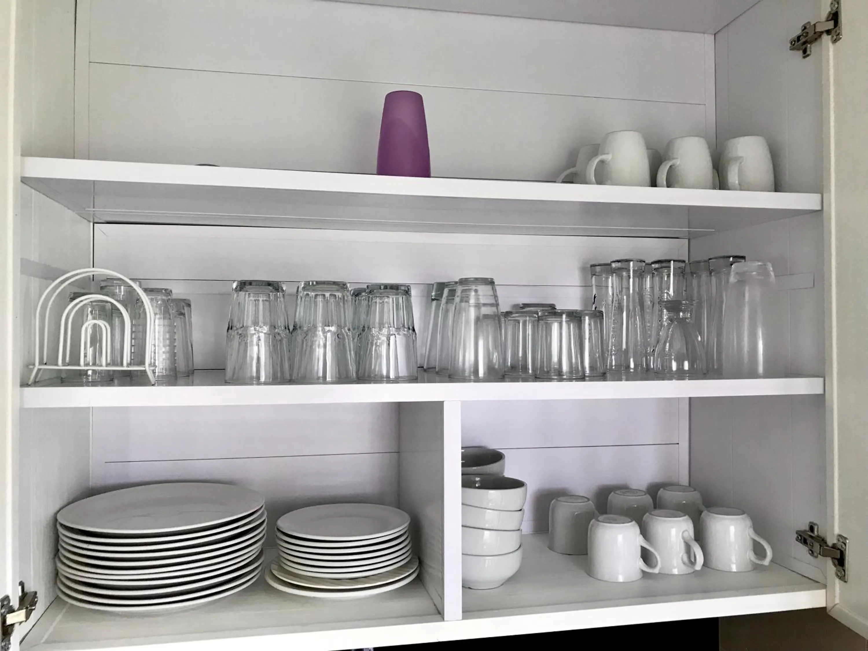 Kitchen or kitchenette in Marina Suites by Andiani Travel