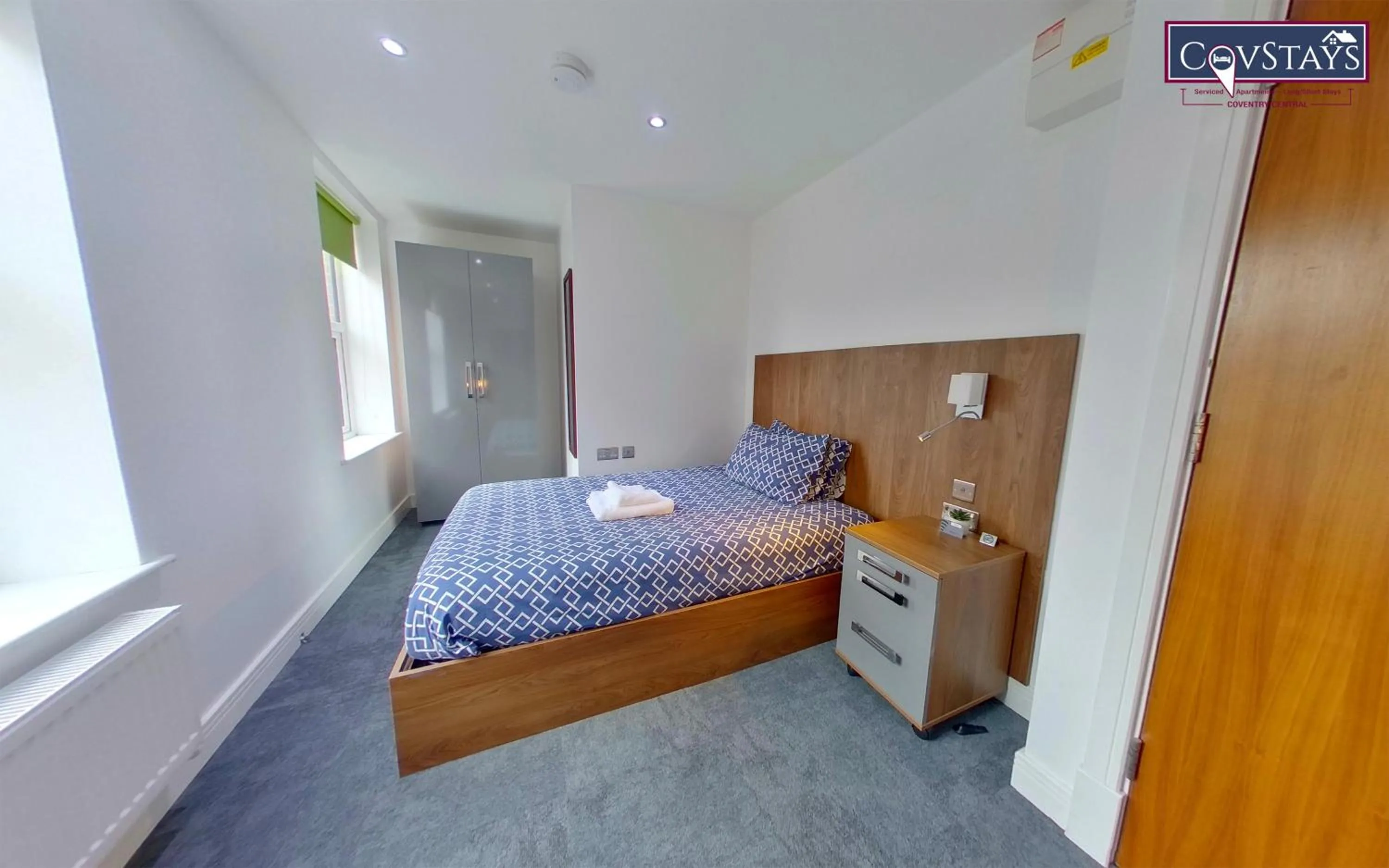 Bed in Victoria House - Deluxe Studios in Coventry City Centre, free parking, by COVSTAYS