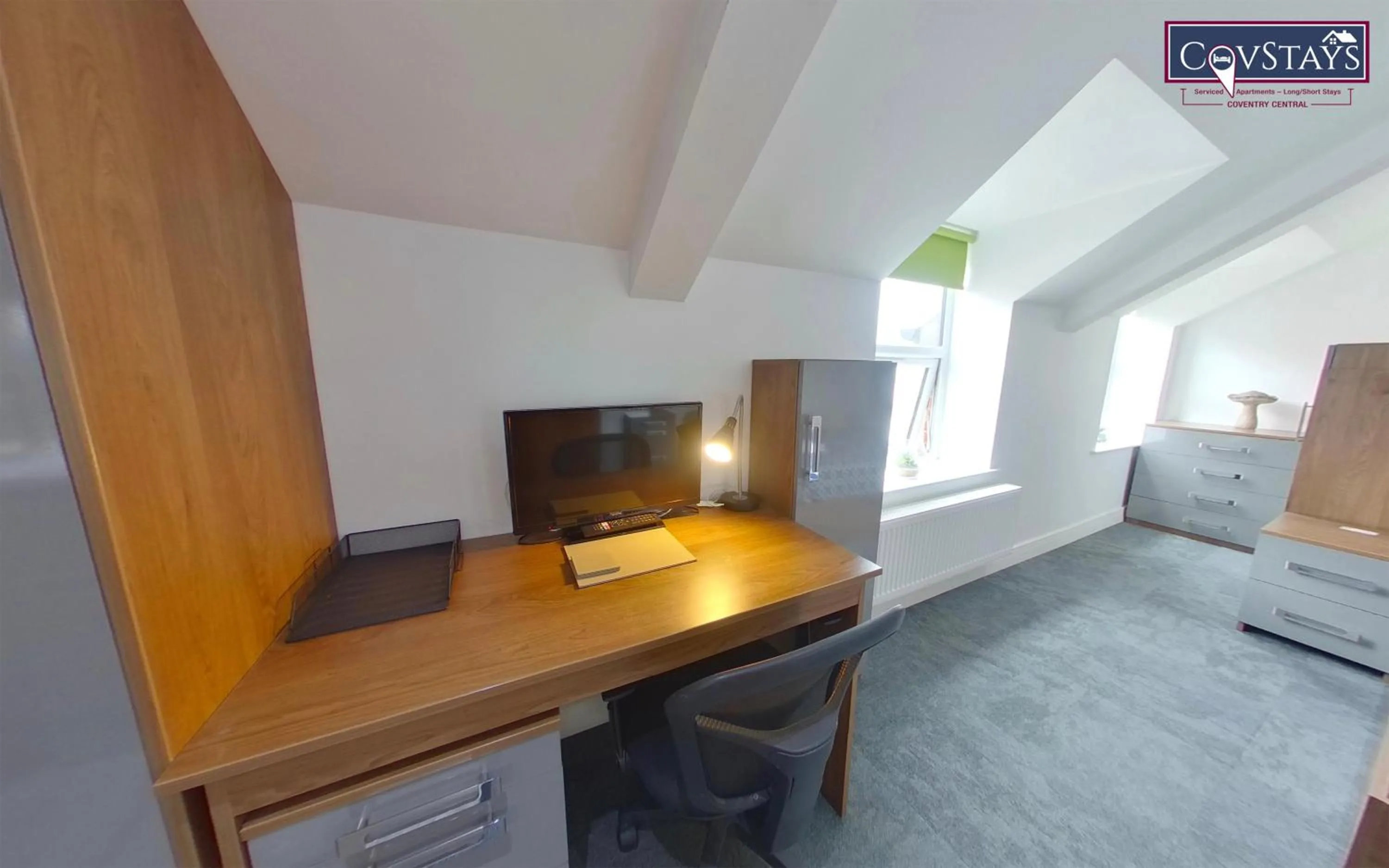 Victoria House - Deluxe Studios in Coventry City Centre, free parking, by COVSTAYS