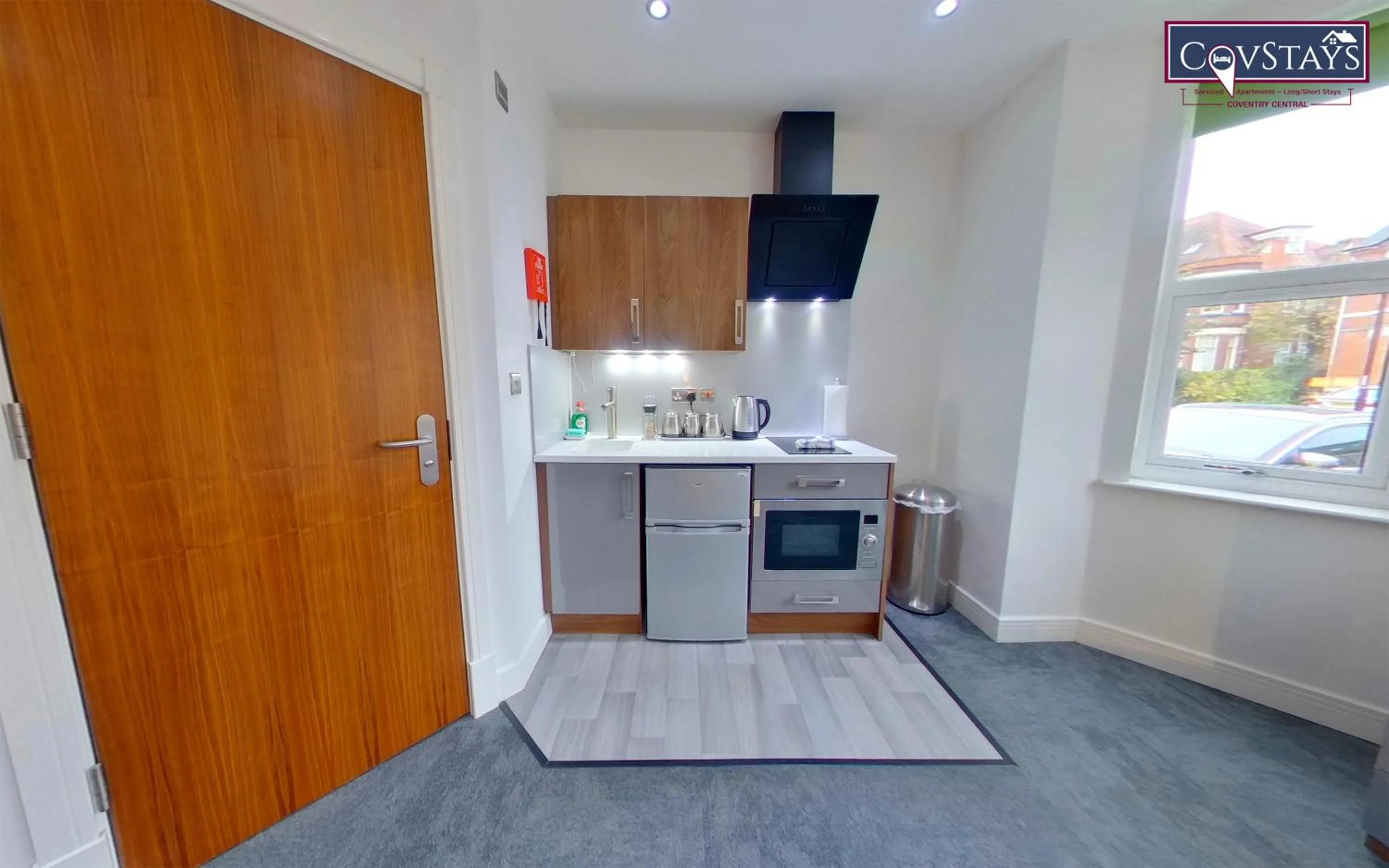 Victoria House - Deluxe Studios in Coventry City Centre, free parking, by COVSTAYS