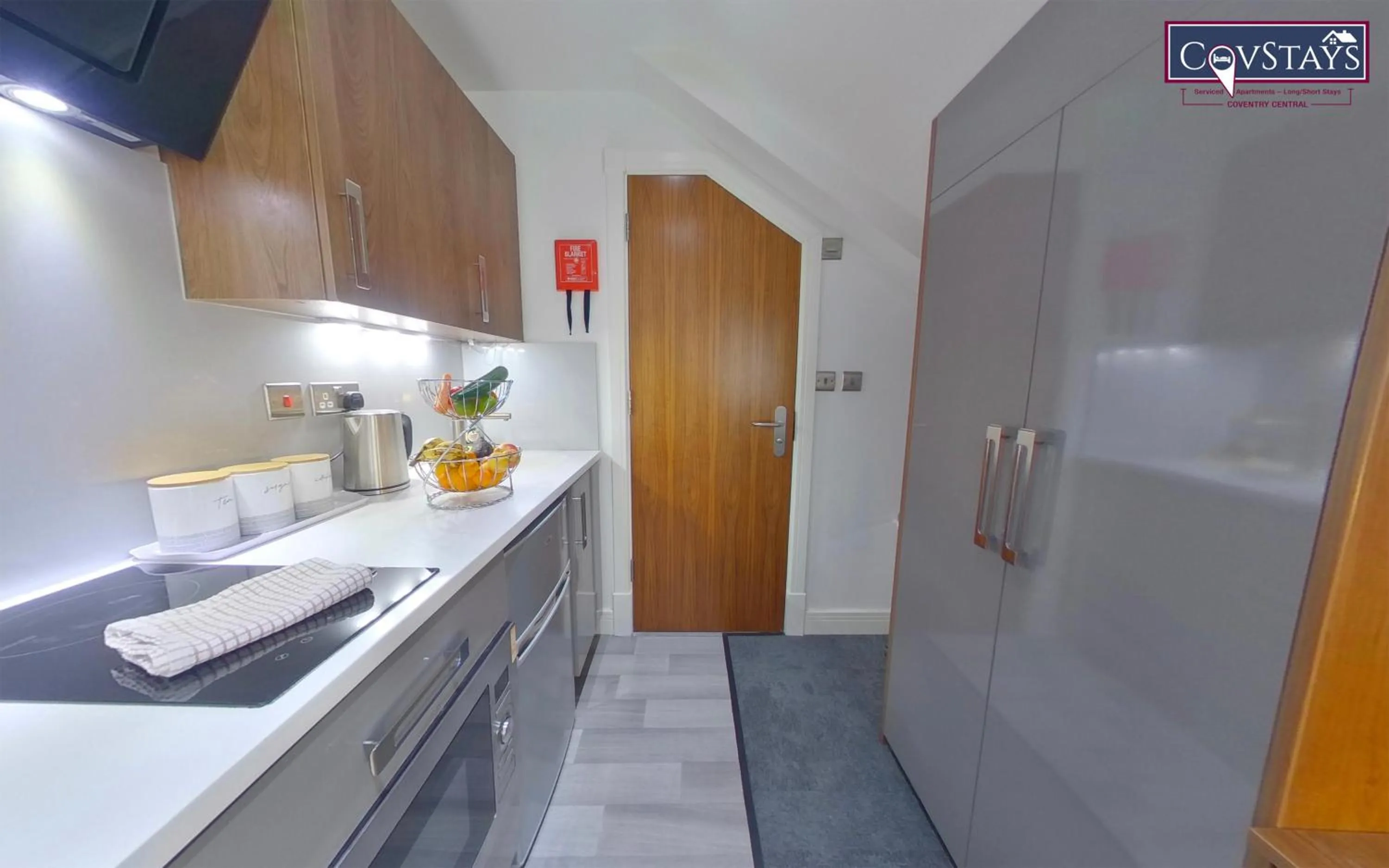 Victoria House - Deluxe Studios in Coventry City Centre, free parking, by COVSTAYS