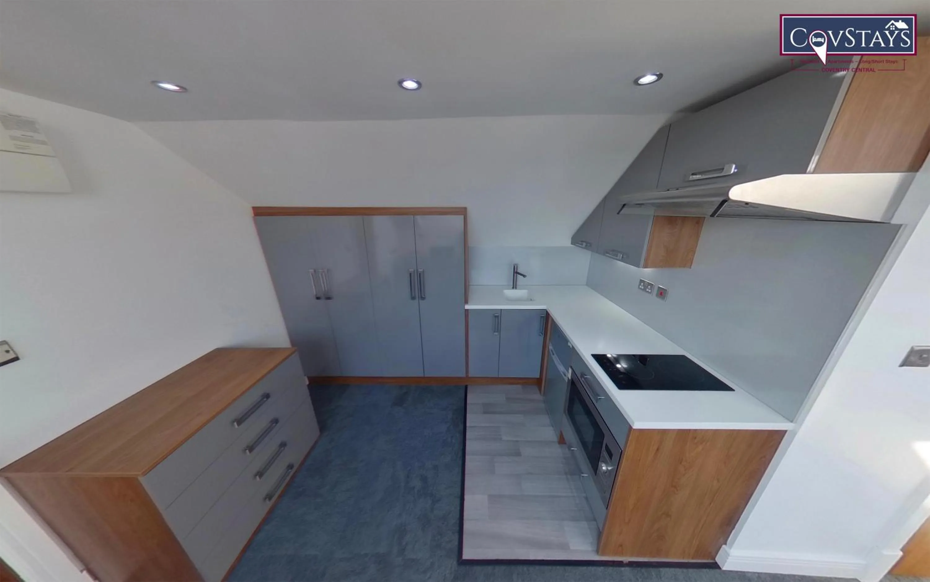 Victoria House - Deluxe Studios in Coventry City Centre, free parking, by COVSTAYS