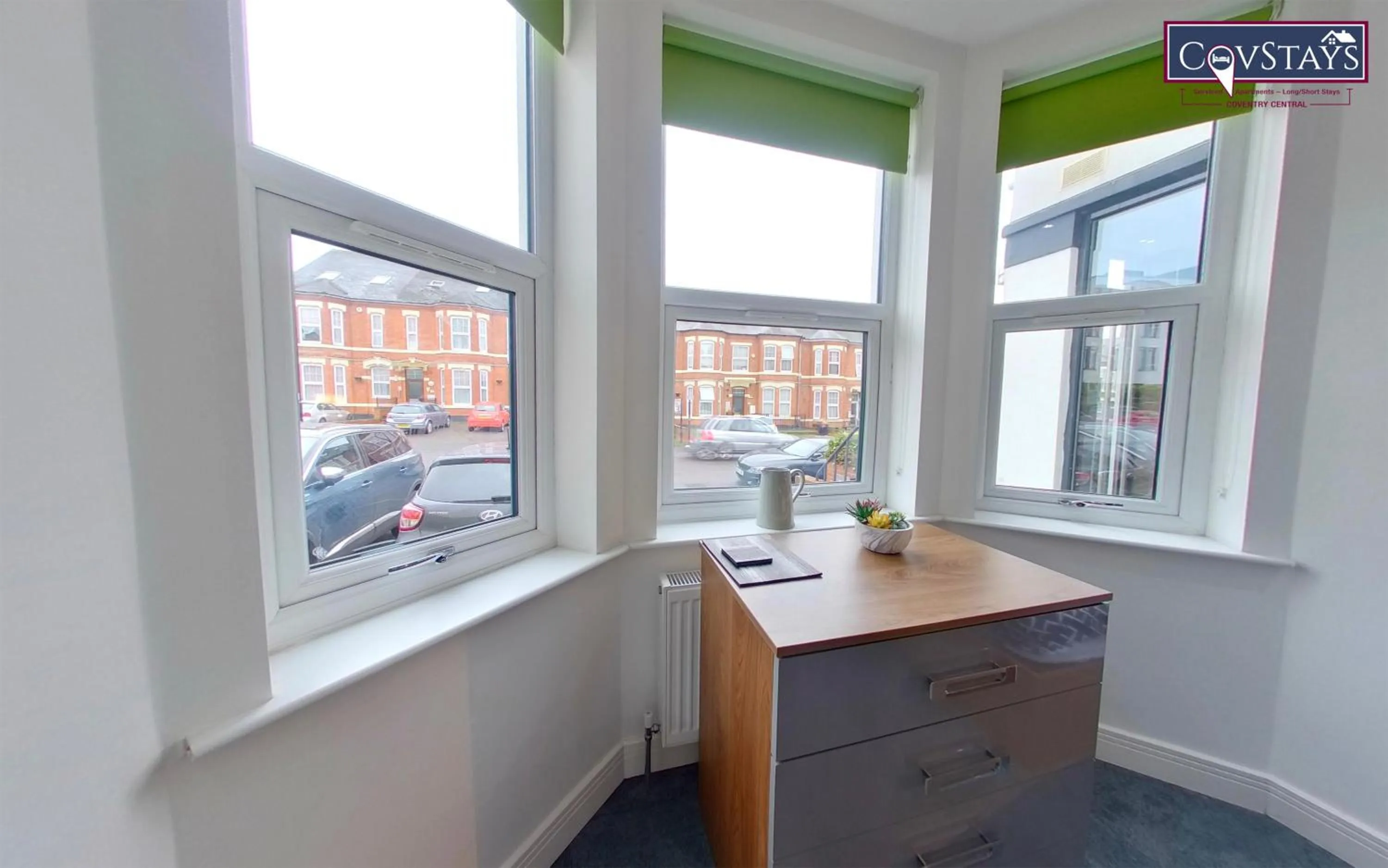 Victoria House - Deluxe Studios in Coventry City Centre, free parking, by COVSTAYS