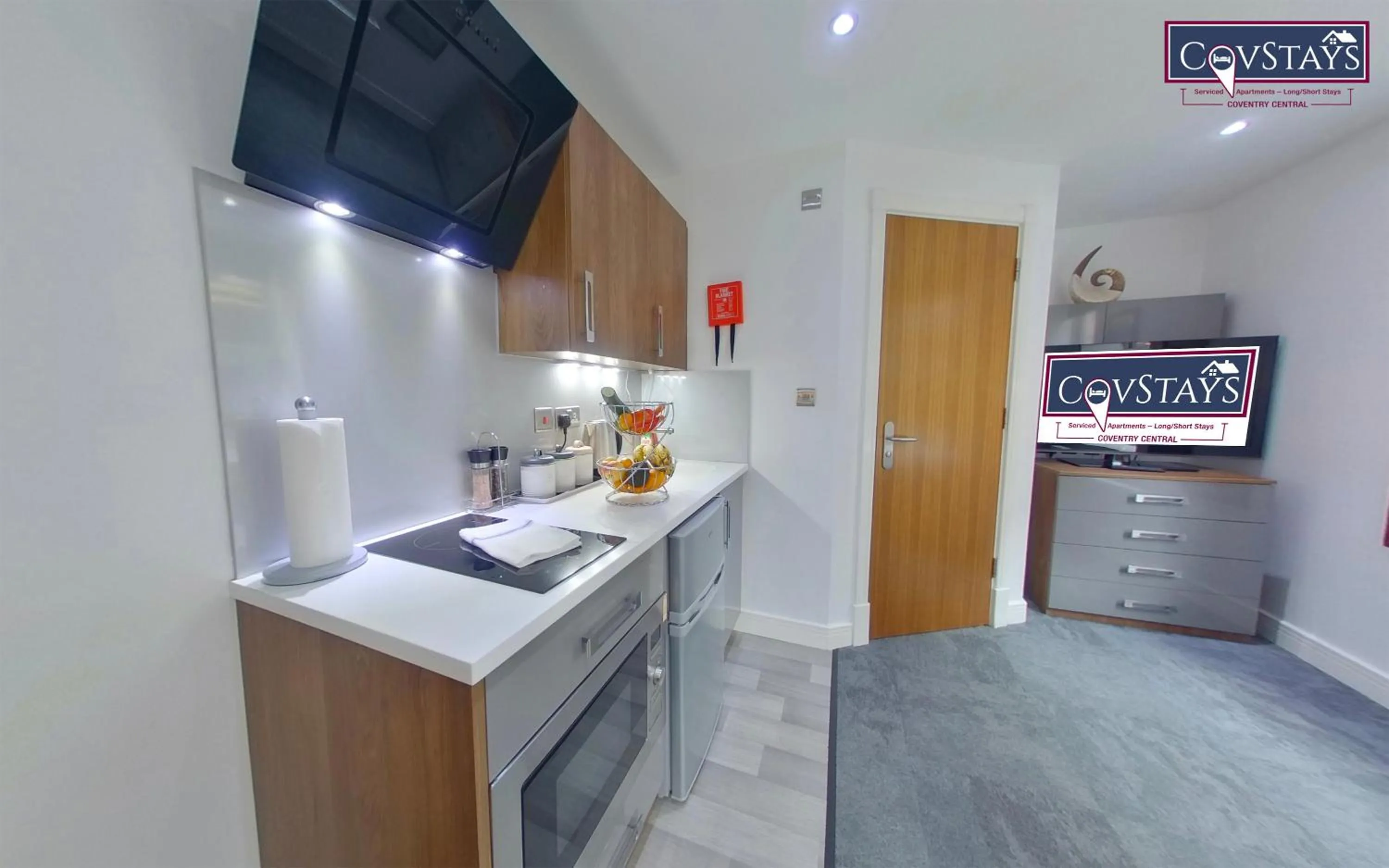 Victoria House - Deluxe Studios in Coventry City Centre, free parking, by COVSTAYS