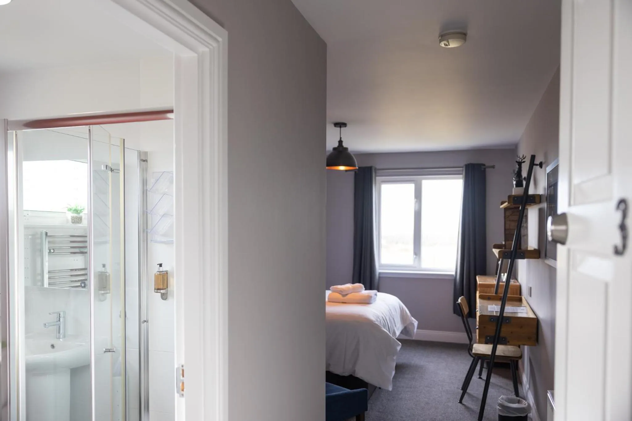 Shower in Grianaig Guest House & Restaurant, South Uist, Outer Hebrides
