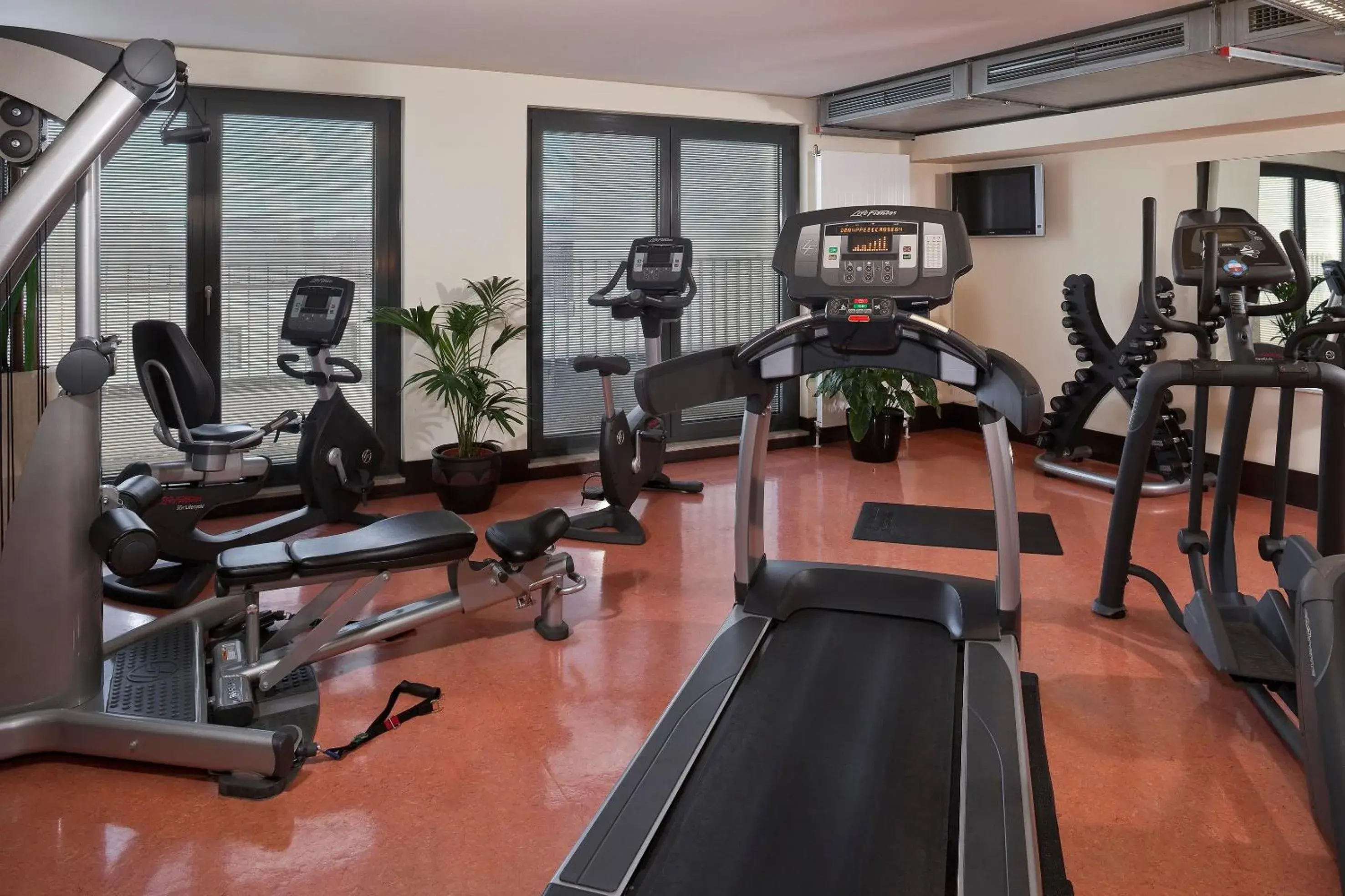 Fitness centre/facilities in Meliá Berlin Fitness centre/facilities in Meliá Berlin