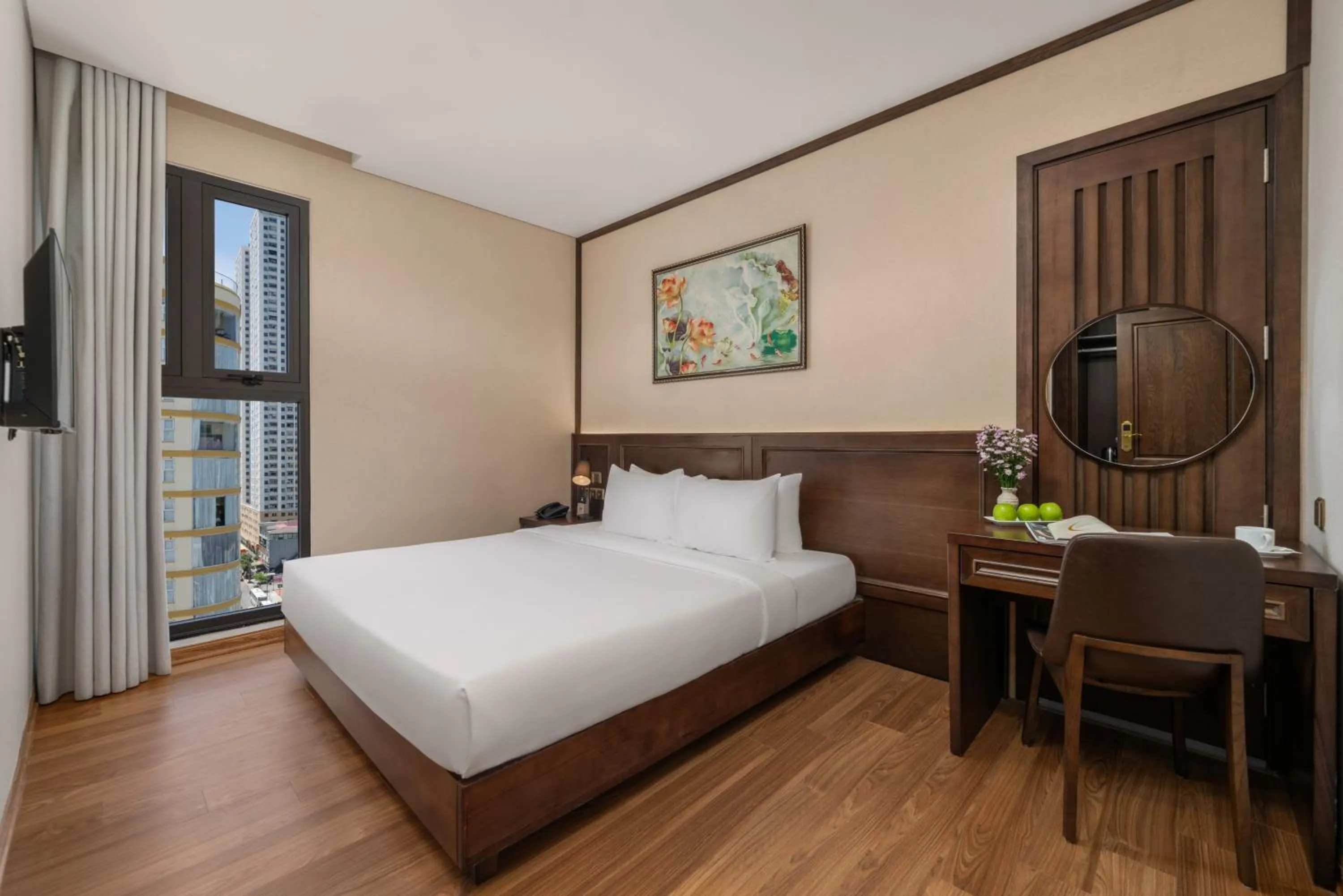 Bed in Golden Lotus Hotel Da Nang - Rooftop Bar Sea View