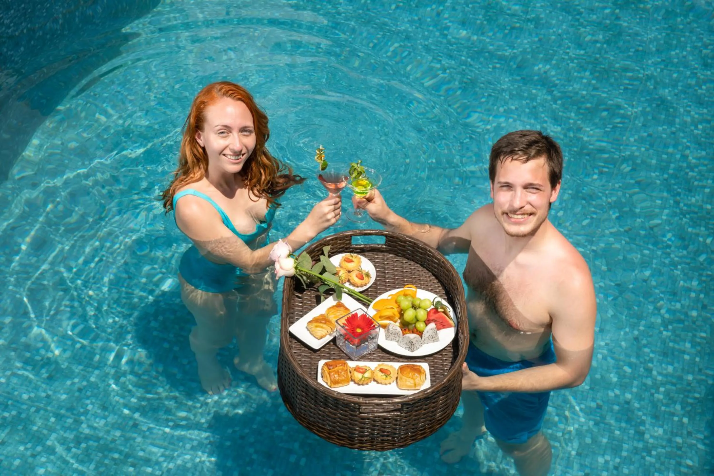 Swimming pool in Golden Lotus Hotel Da Nang - Rooftop Bar Sea View