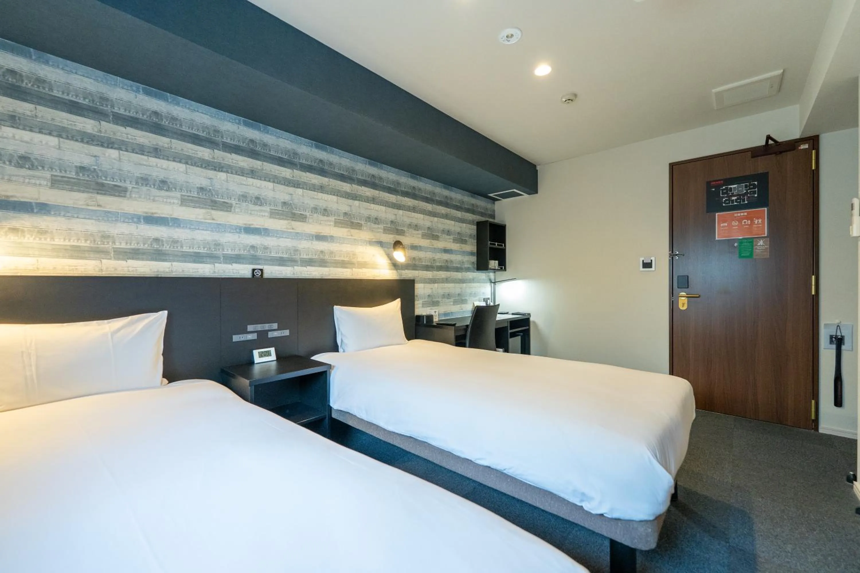 Bed in HOTEL TABARD TOKYO