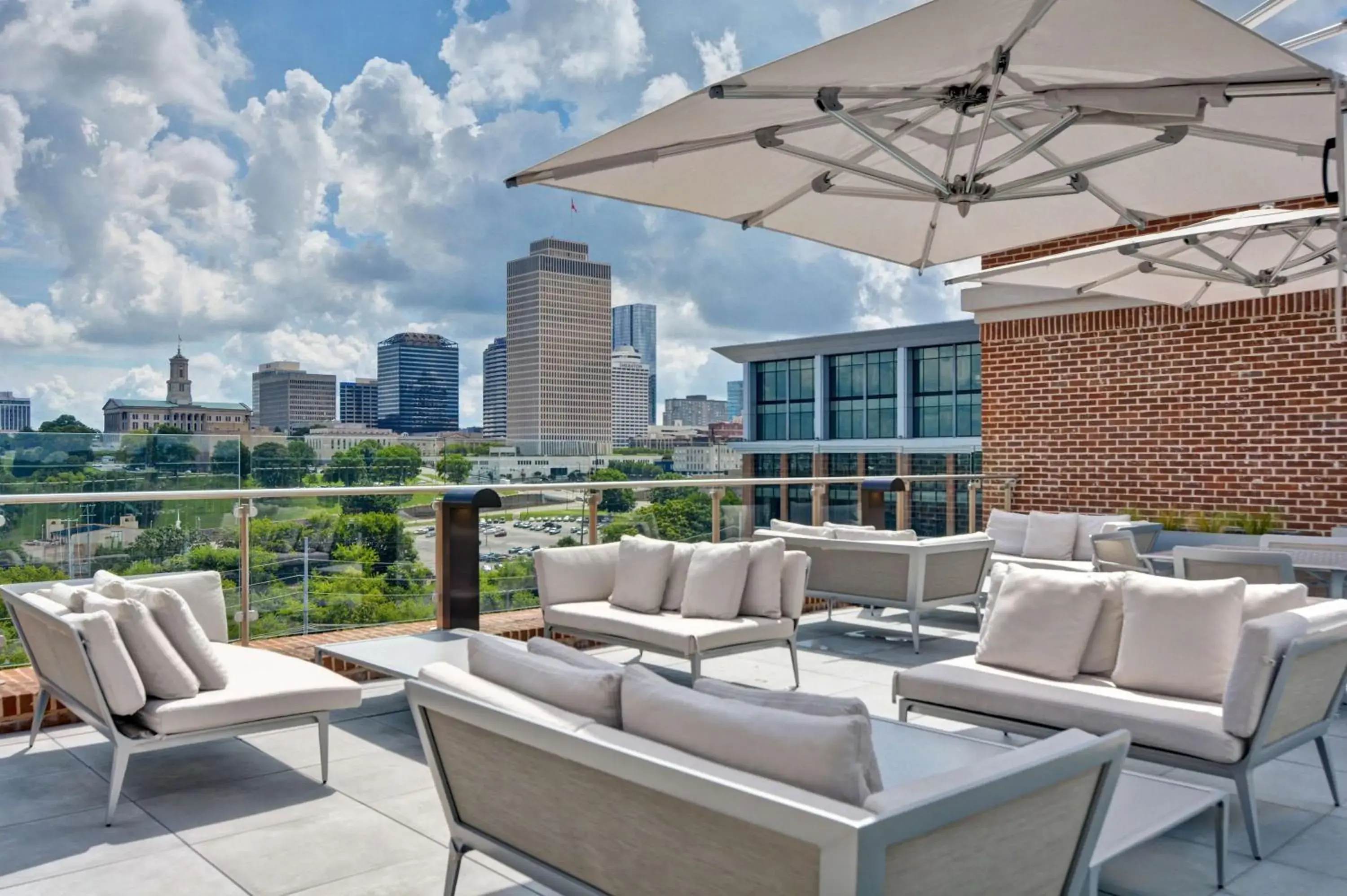 Patio in Hampton Inn & Suites Nashville Downtown Capitol View, Tn Patio in Hampton Inn & Suites Nashville Downtown Capitol View, Tn