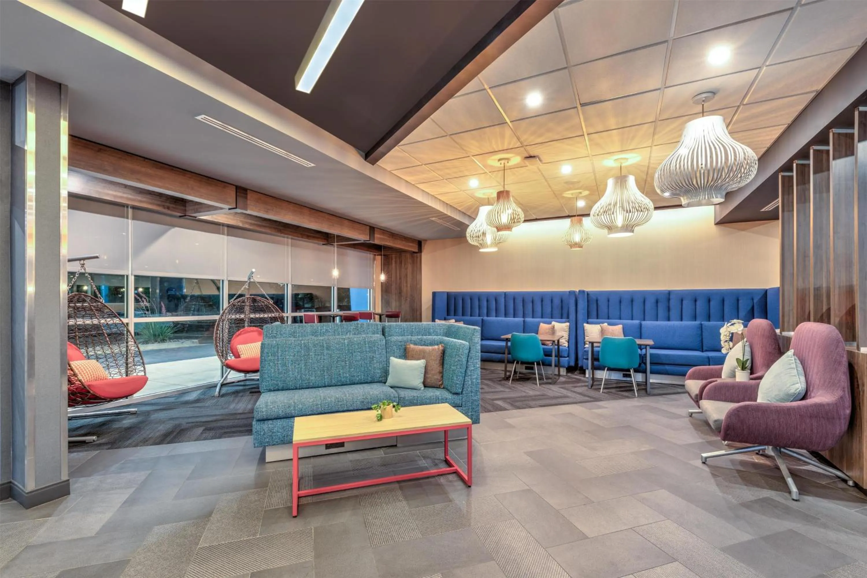 Lobby or reception in Tru By Hilton The Colony