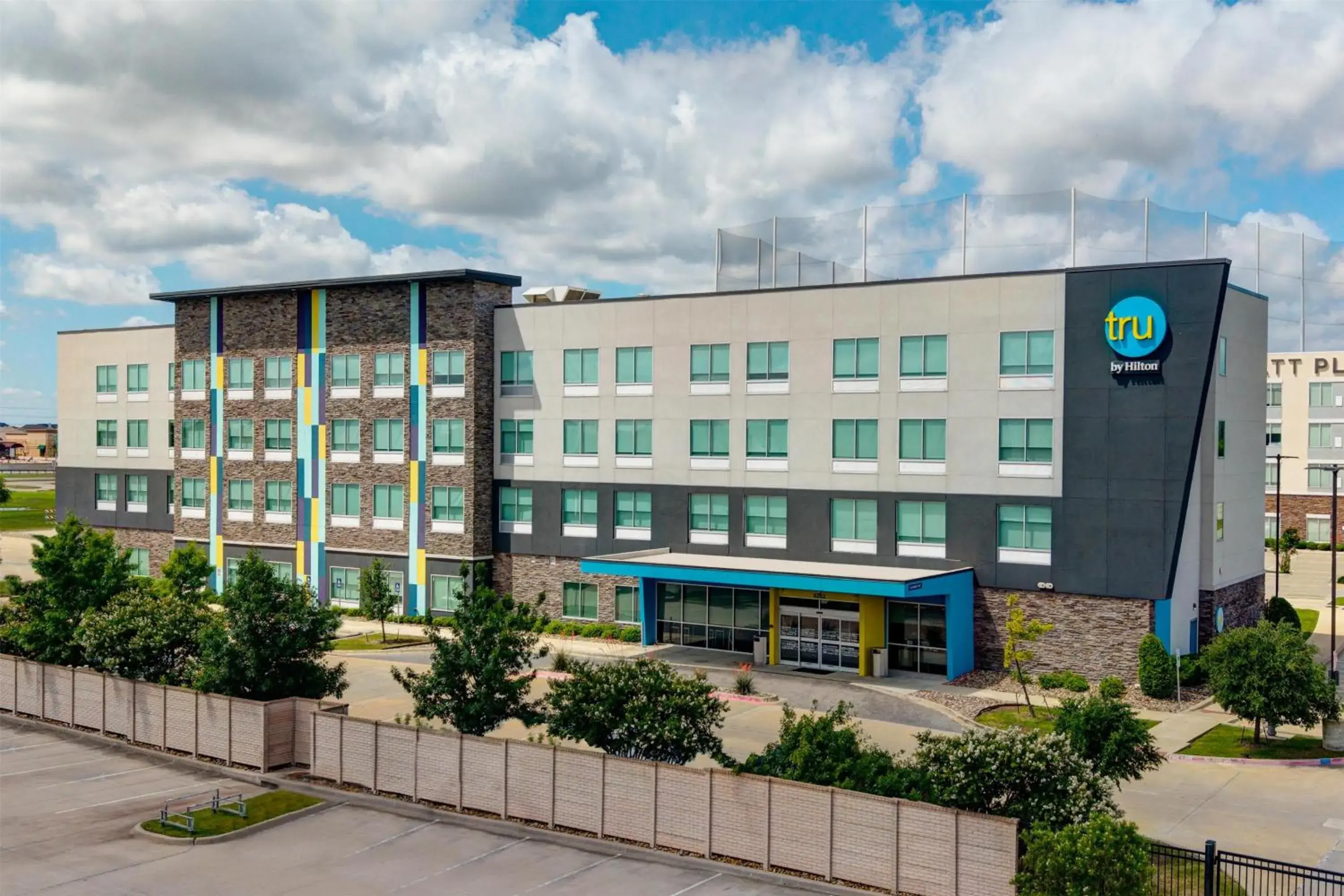 Property building in Tru By Hilton The Colony Property building in Tru By Hilton The Colony